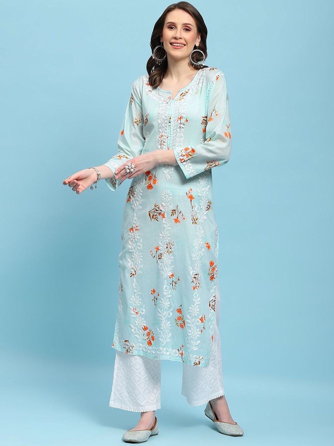 House of Chikankari Floral Embroidered Notch Neck Cotton Chikankari Straight Kurta, Green
House of Chikankari Floral Embroidered Notch Neck Cotton Chikankari Straight Kurta, Green