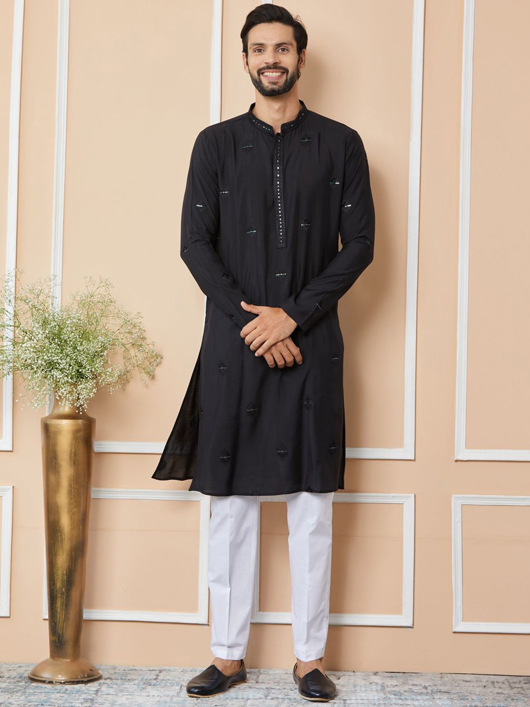 See Designs Floral Embroidered Mandarin Collar Thread Work Chanderi Silk Straight Kurta, Black
See Designs Floral Embroidered Mandarin Collar Thread Work Chanderi Silk Straight Kurta, Black