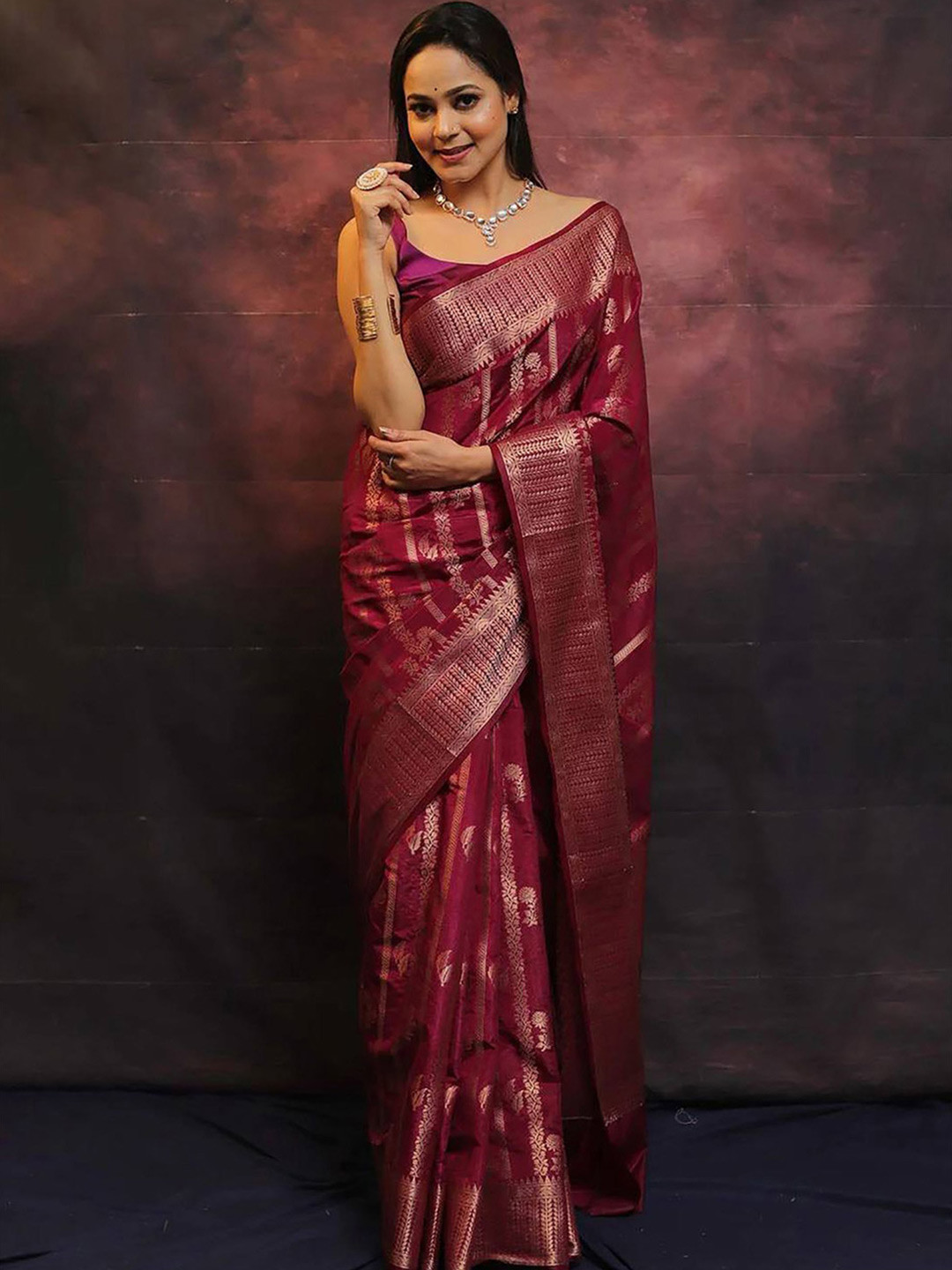 KALINI Woven Design Zari Banarasi Saree, Maroon
KALINI Woven Design Zari Banarasi Saree, Maroon