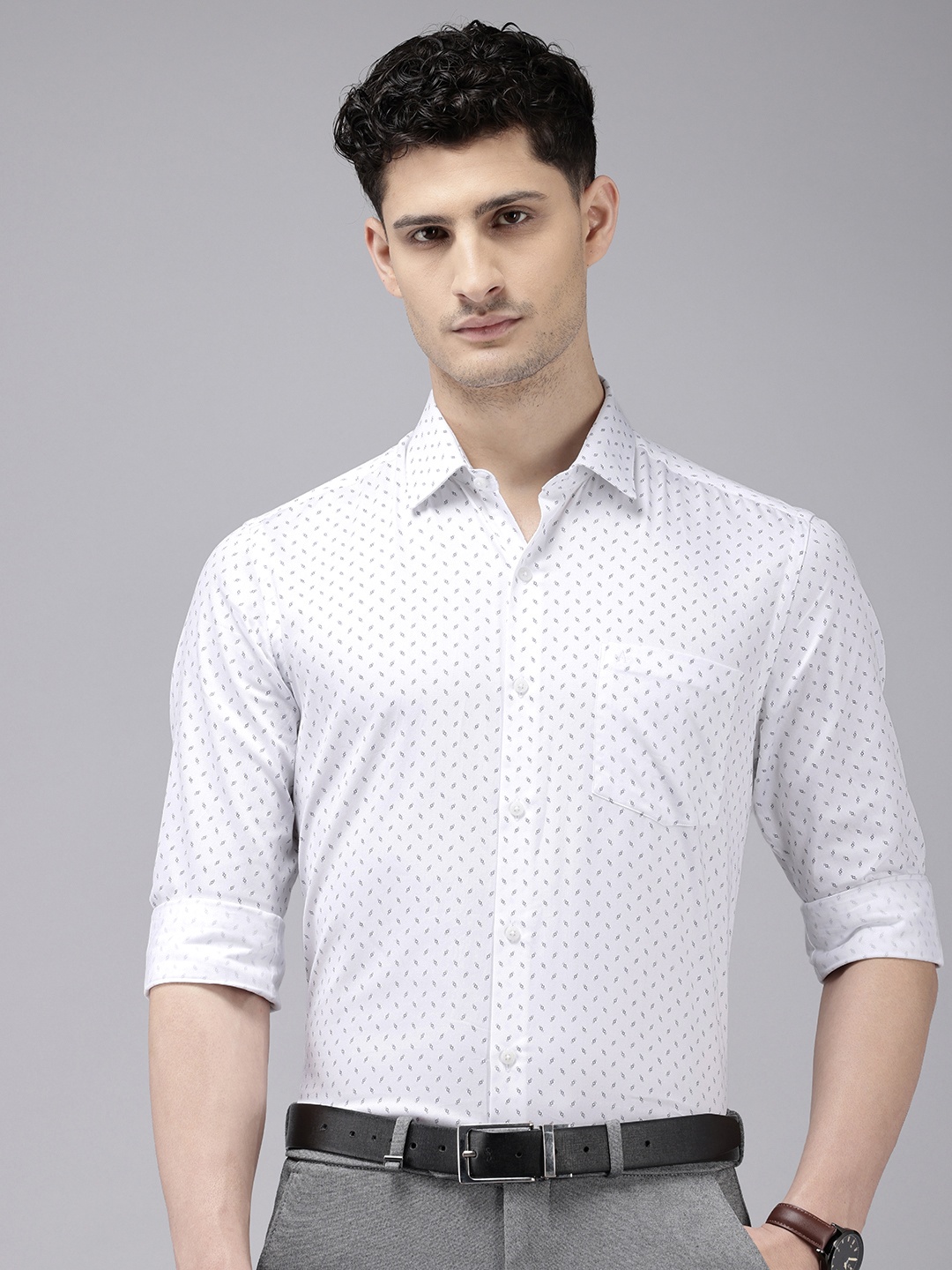 Arrow Manhattan Slim Fit Geometric Printed Cutaway Collar Pure Cotton Formal Shirt, White
Arrow Manhattan Slim Fit Geometric Printed Cutaway Collar Pure Cotton Formal Shirt, White