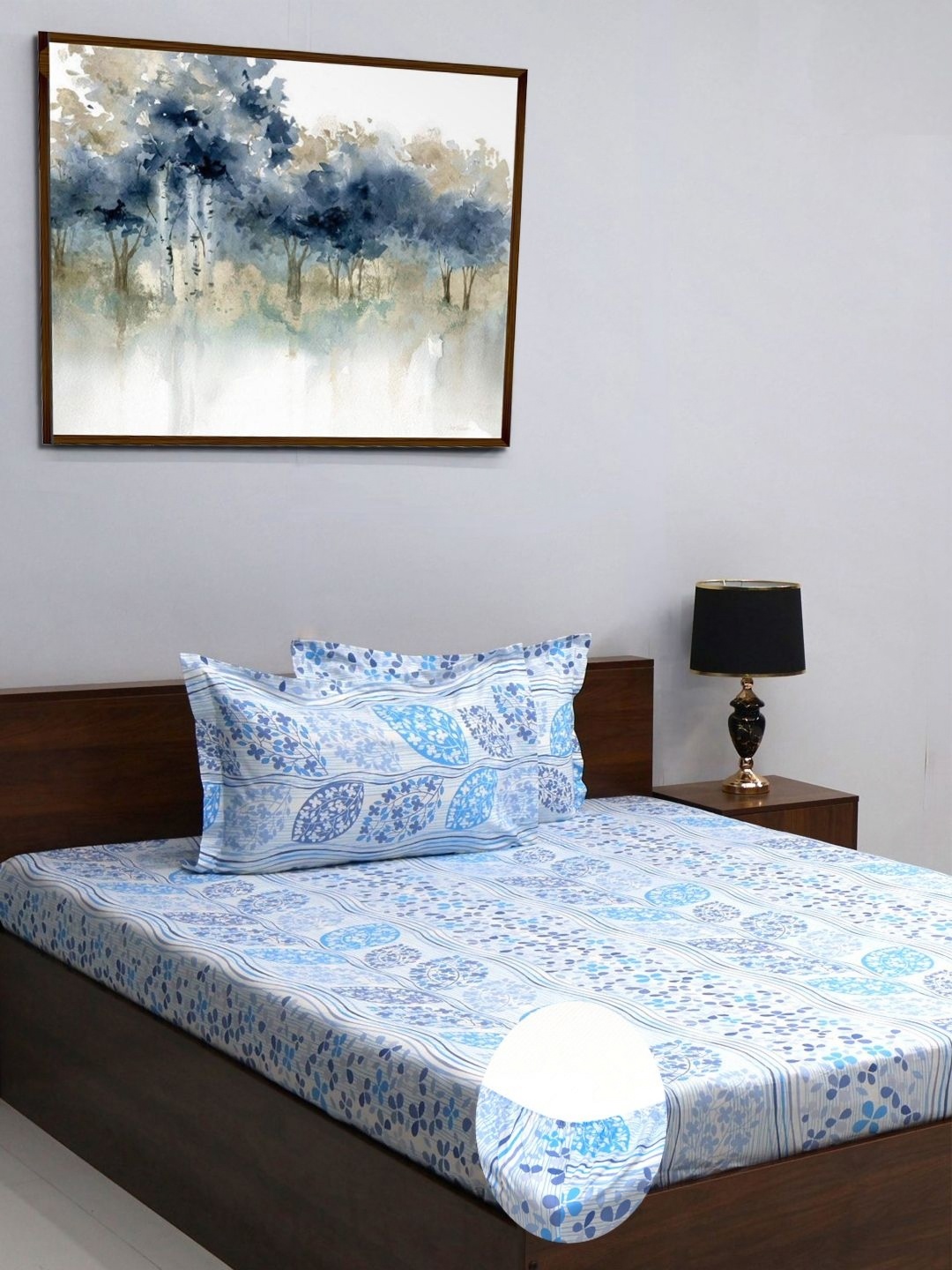 BOMBAY DYEING Allure Blue & White Printed 144 TC Pure Cotton Queen Fitted Bedsheet Set
BOMBAY DYEING Allure Blue & White Printed 144 TC Pure Cotton Queen Fitted Bedsheet Set