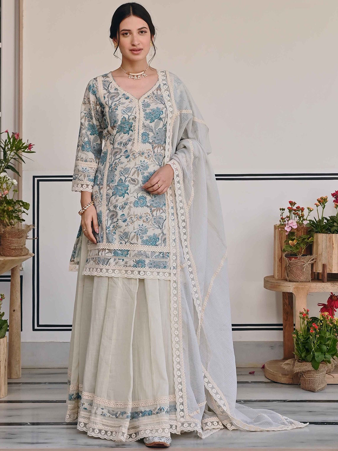 KARAJ JAIPUR Floral Printed Regular Thread Work Pure Cotton Kurta with Skirt & Dupatta, Blue
KARAJ JAIPUR Floral Printed Regular Thread Work Pure Cotton Kurta with Skirt & Dupatta, Blue