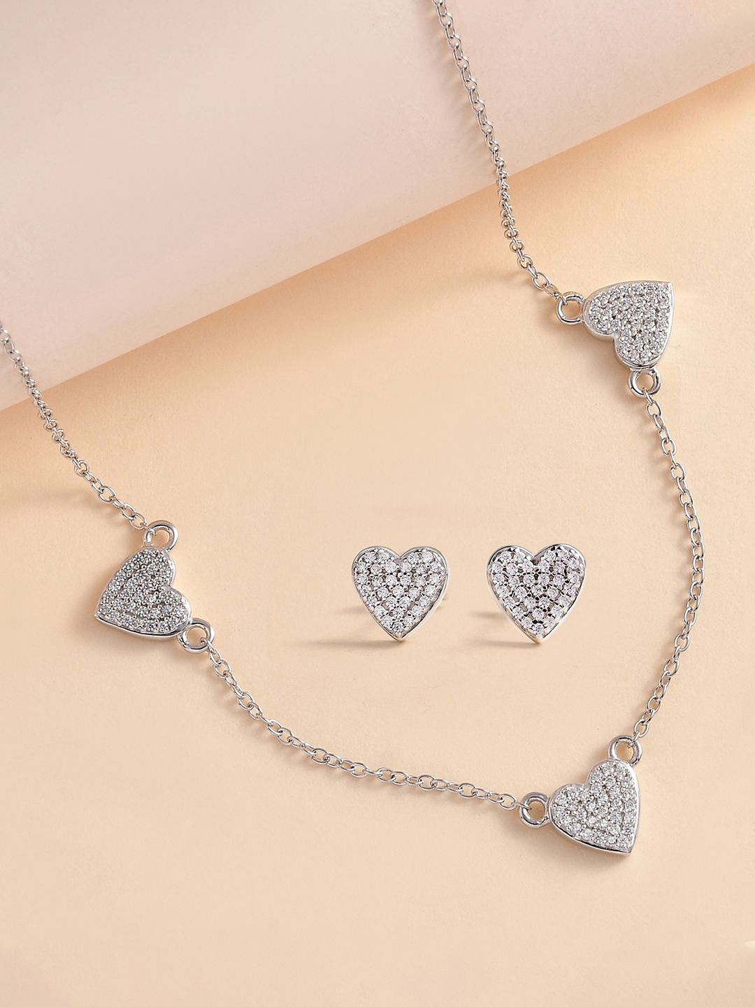 Ornate Jewels 925 Sterling Silver American Diamond Necklace with Earring Jewellery Set
Ornate Jewels 925 Sterling Silver American Diamond Necklace with Earring Jewellery Set