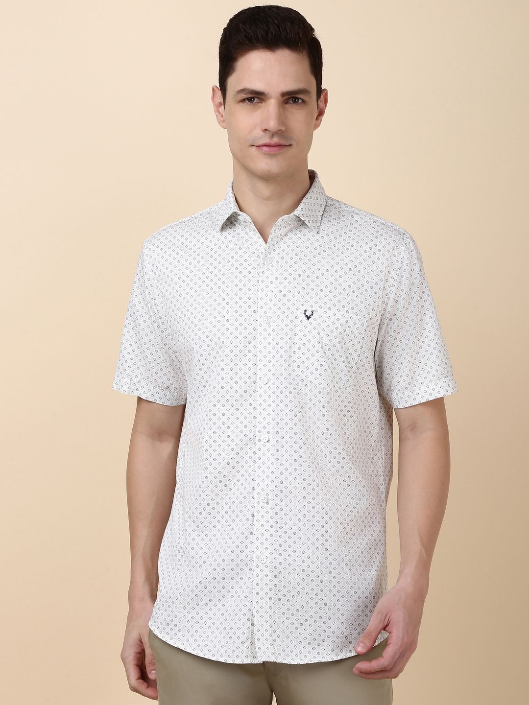 Allen Solly Men Micro Ditsy Printed Spread Collar Slim Fit Pure Cotton Casual Shirt, White
Allen Solly Men Micro Ditsy Printed Spread Collar Slim Fit Pure Cotton Casual Shirt, White
