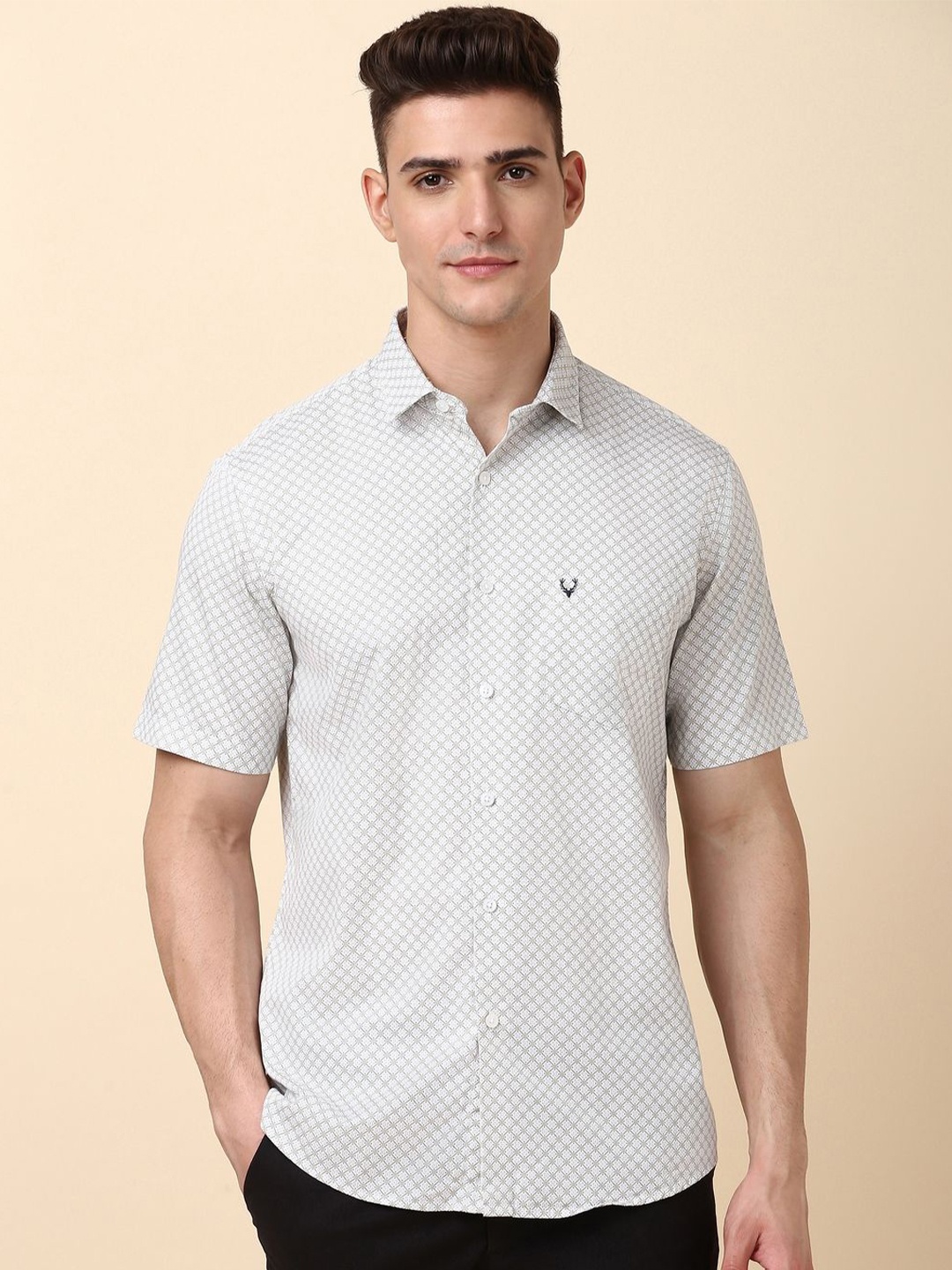 Allen Solly Men Micro Ditsy Printed Spread Collar Slim Fit Pure Cotton Casual Shirts, White
Allen Solly Men Micro Ditsy Printed Spread Collar Slim Fit Pure Cotton Casual Shirts, White