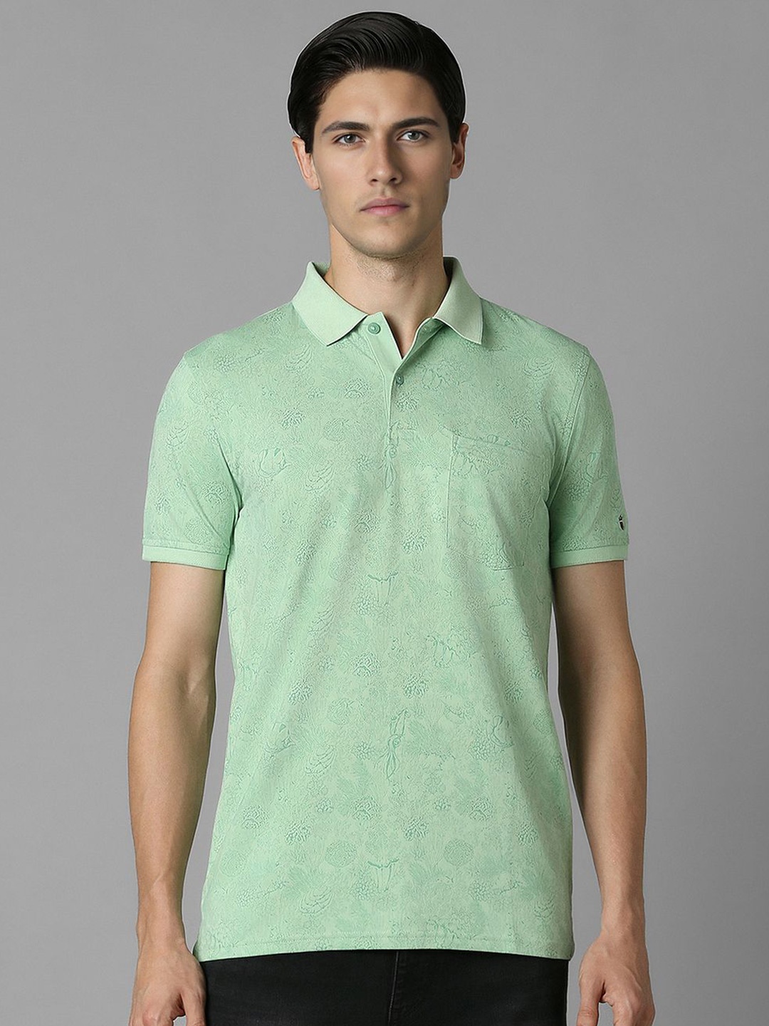Louis Philippe Sport Men Polo Collar Graphic Printed Pockets Slim Fit T-shirt, Green
Louis Philippe Sport Men Polo Collar Graphic Printed Pockets Slim Fit T-shirt, Green