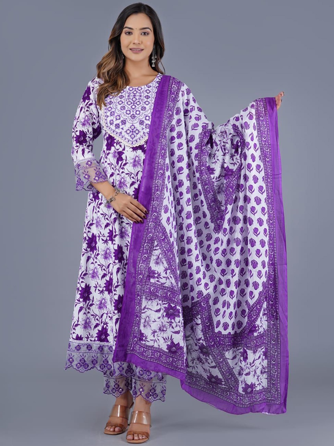 SHOOLIN Floral Embroidered Regular Mirror Work Pure Cotton Kurta with Trousers & Dupatta, Purple
SHOOLIN Floral Embroidered Regular Mirror Work Pure Cotton Kurta with Trousers & Dupatta, Purple