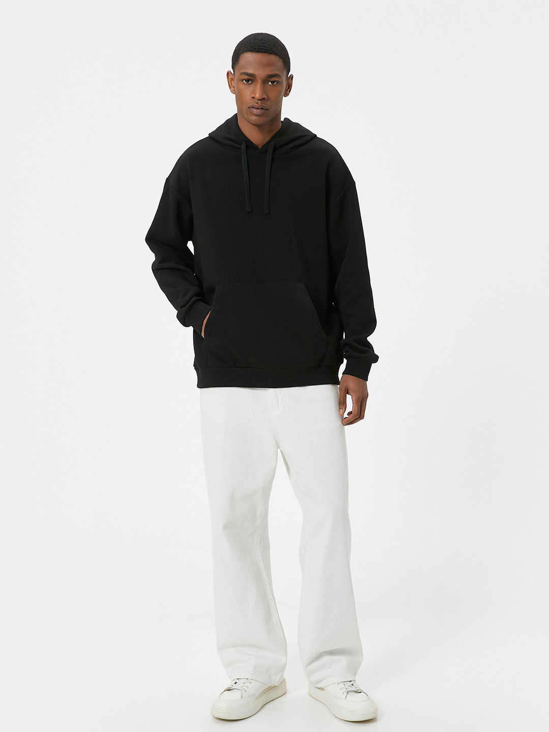 Koton Men Long Sleeves Sweatshirt, Black 
Koton Men Long Sleeves Sweatshirt, Black