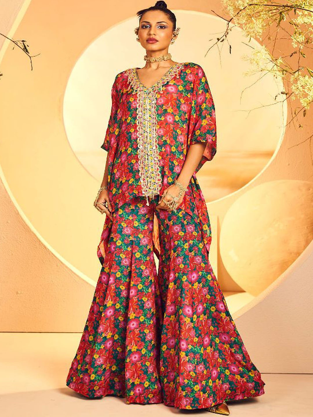 ANEESH AGARWAAL Floral Printed V-Neck Kimono Sleeve Kaftan Top With Sharara, Green
ANEESH AGARWAAL Floral Printed V-Neck Kimono Sleeve Kaftan Top With Sharara, Green