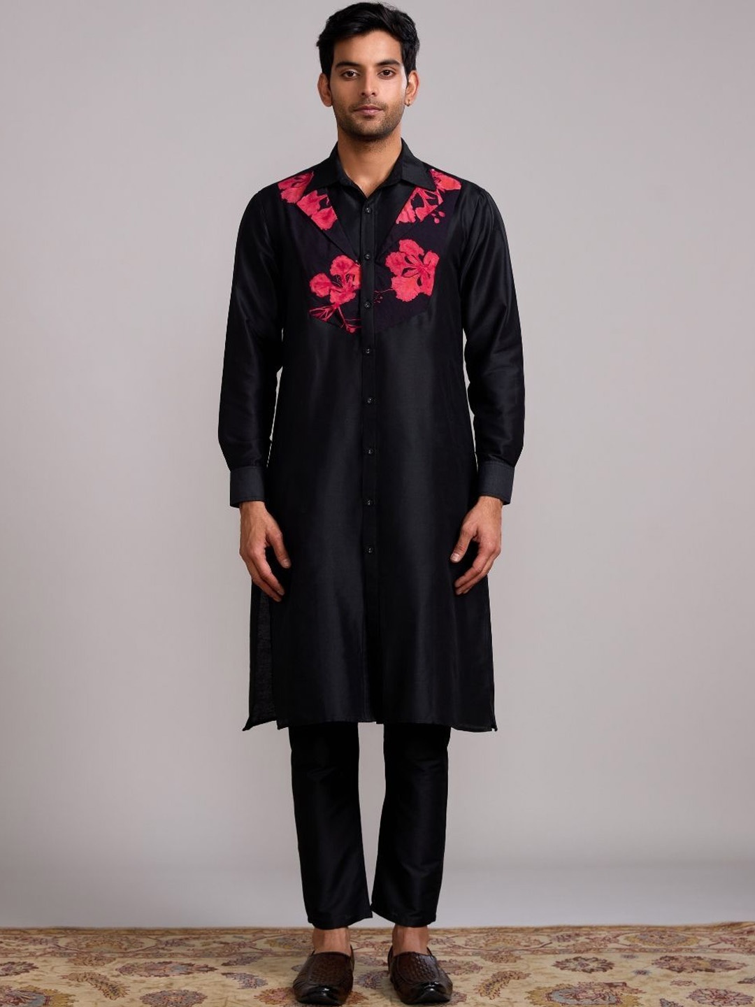 Abhishti Floral Printed Shirt Collar Long Sleeves Straight Kurta with Trousers, Black
Abhishti Floral Printed Shirt Collar Long Sleeves Straight Kurta with Trousers, Black