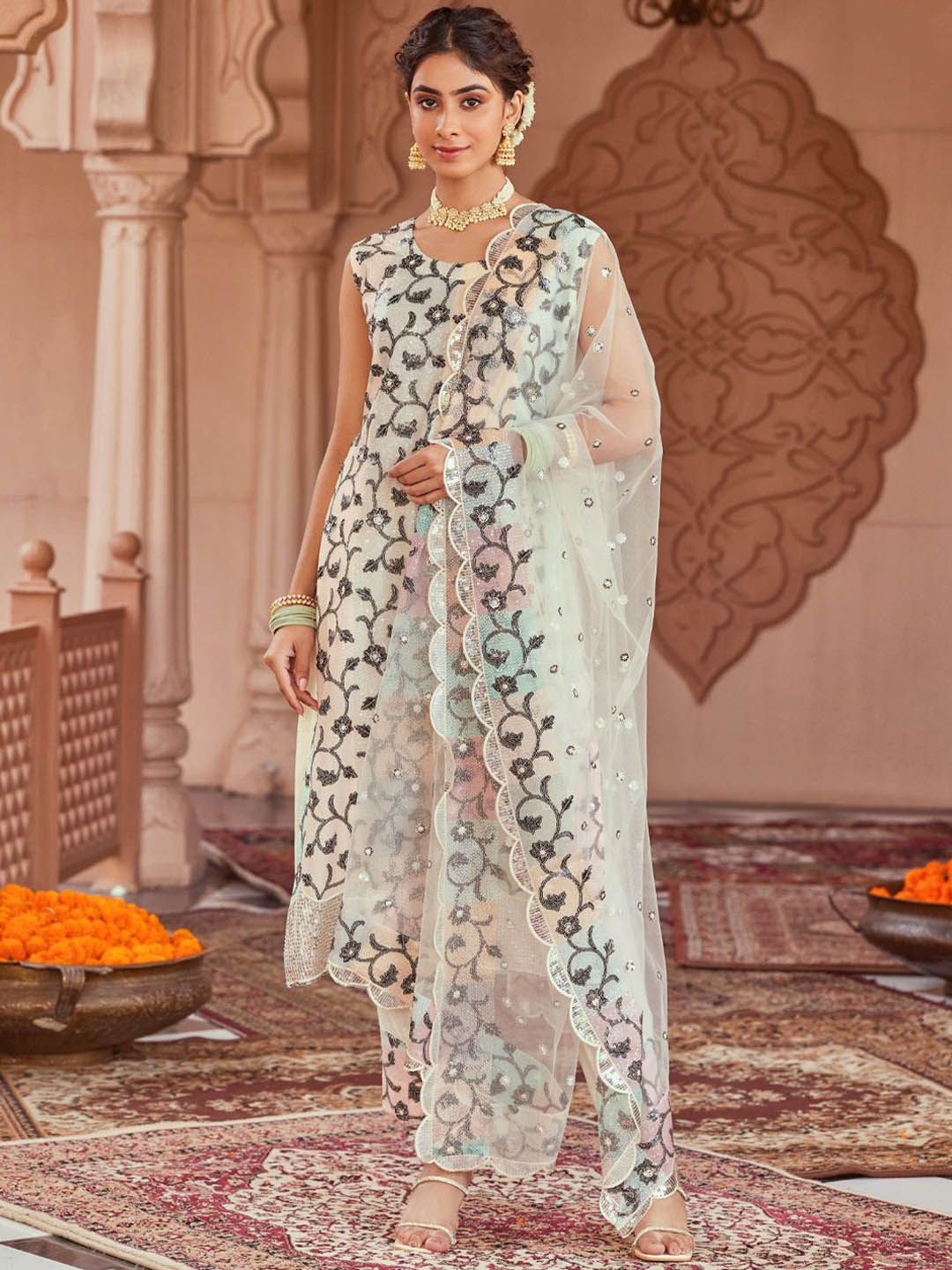 WOMEN PLUS Women Floral Embroidered Regular Sequinned Kurta with Trousers & With Dupatta, White
WOMEN PLUS Women Floral Embroidered Regular Sequinned Kurta with Trousers & With Dupatta, White