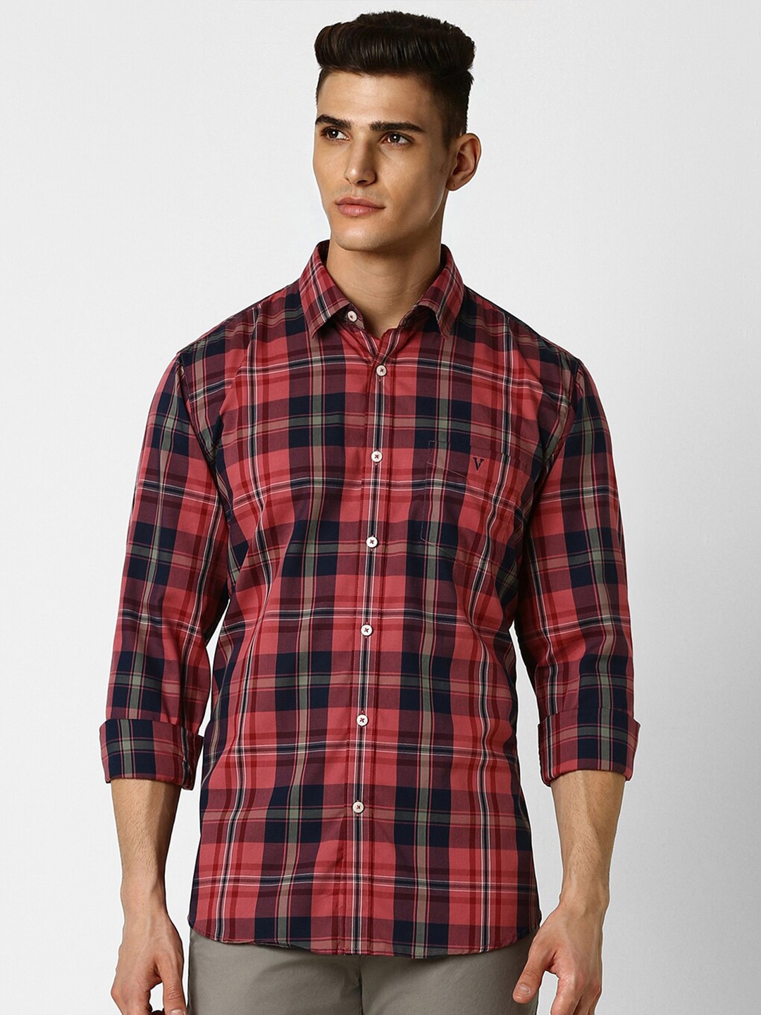 Van Heusen Sport Men Tartan Checks Spread Collar Pocket Cotton Casual Slim Fit Shirt, Red
Van Heusen Sport Men Tartan Checks Spread Collar Pocket Cotton Casual Slim Fit Shirt, Red
