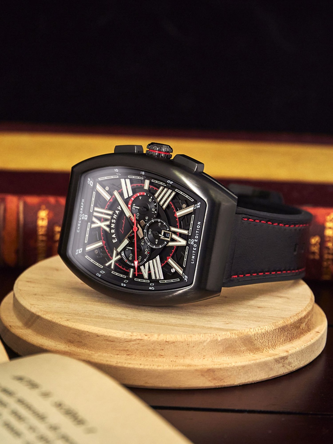 EARNSHAW Men Dial & Leather Textured Straps Digital Chronograph Watch ES-8270-06, Black
EARNSHAW Men Dial & Leather Textured Straps Digital Chronograph Watch ES-8270-06, Black