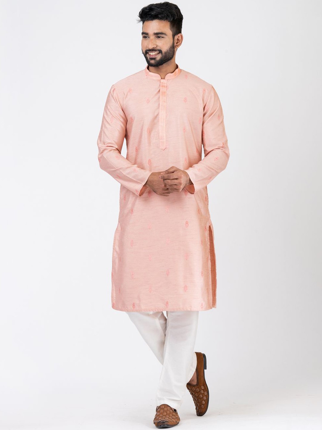 HU - Handcrafted Uniquely Men Ethnic Motifs Embroidered Regular Kurta with Pyjamas, Peach
HU - Handcrafted Uniquely Men Ethnic Motifs Embroidered Regular Kurta with Pyjamas, Peach