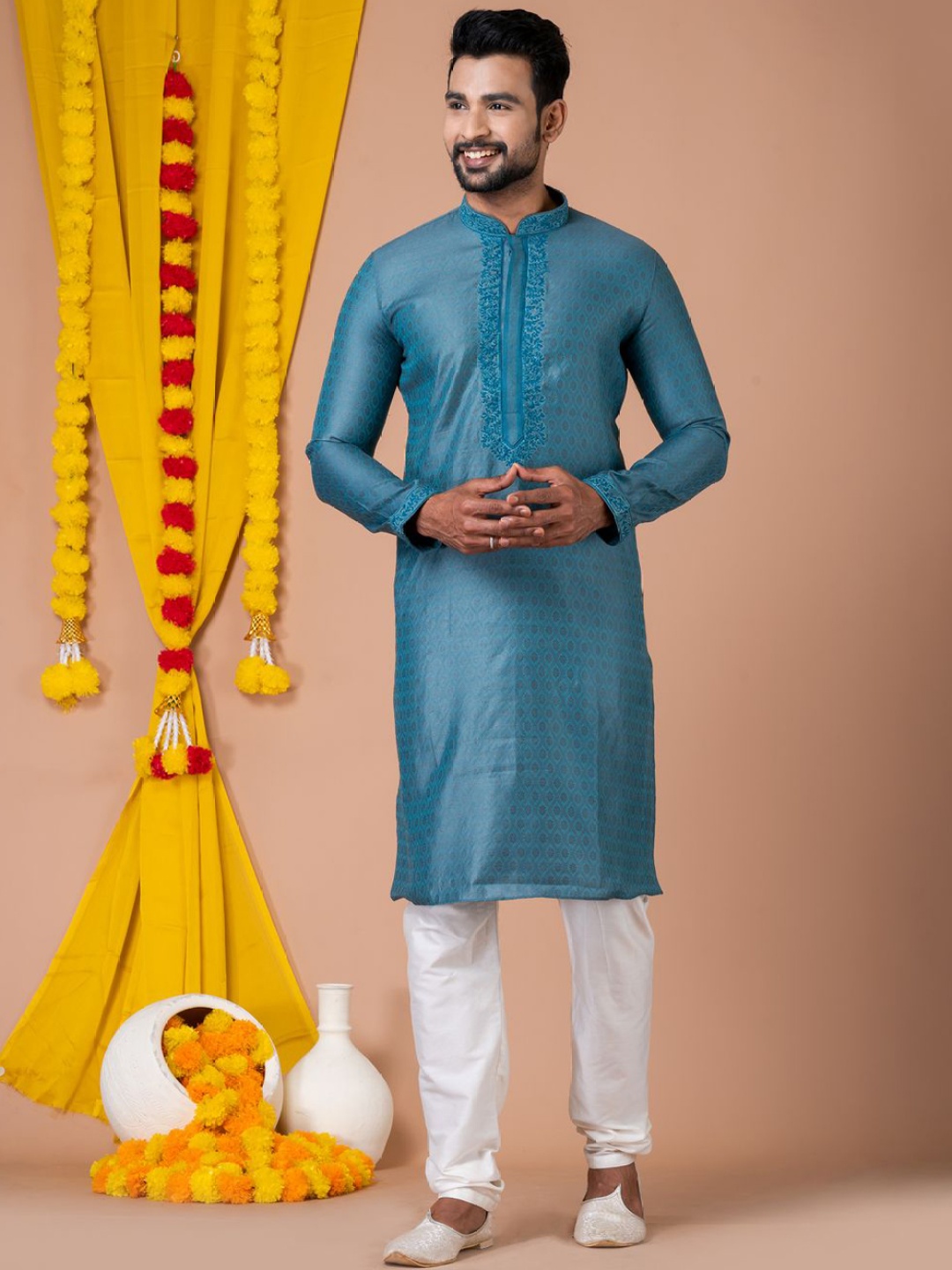 HU - Handcrafted Uniquely Ethnic Motifs Embroidered Thread Work Kurta With Pyjamas, Blue
HU - Handcrafted Uniquely Ethnic Motifs Embroidered Thread Work Kurta With Pyjamas, Blue