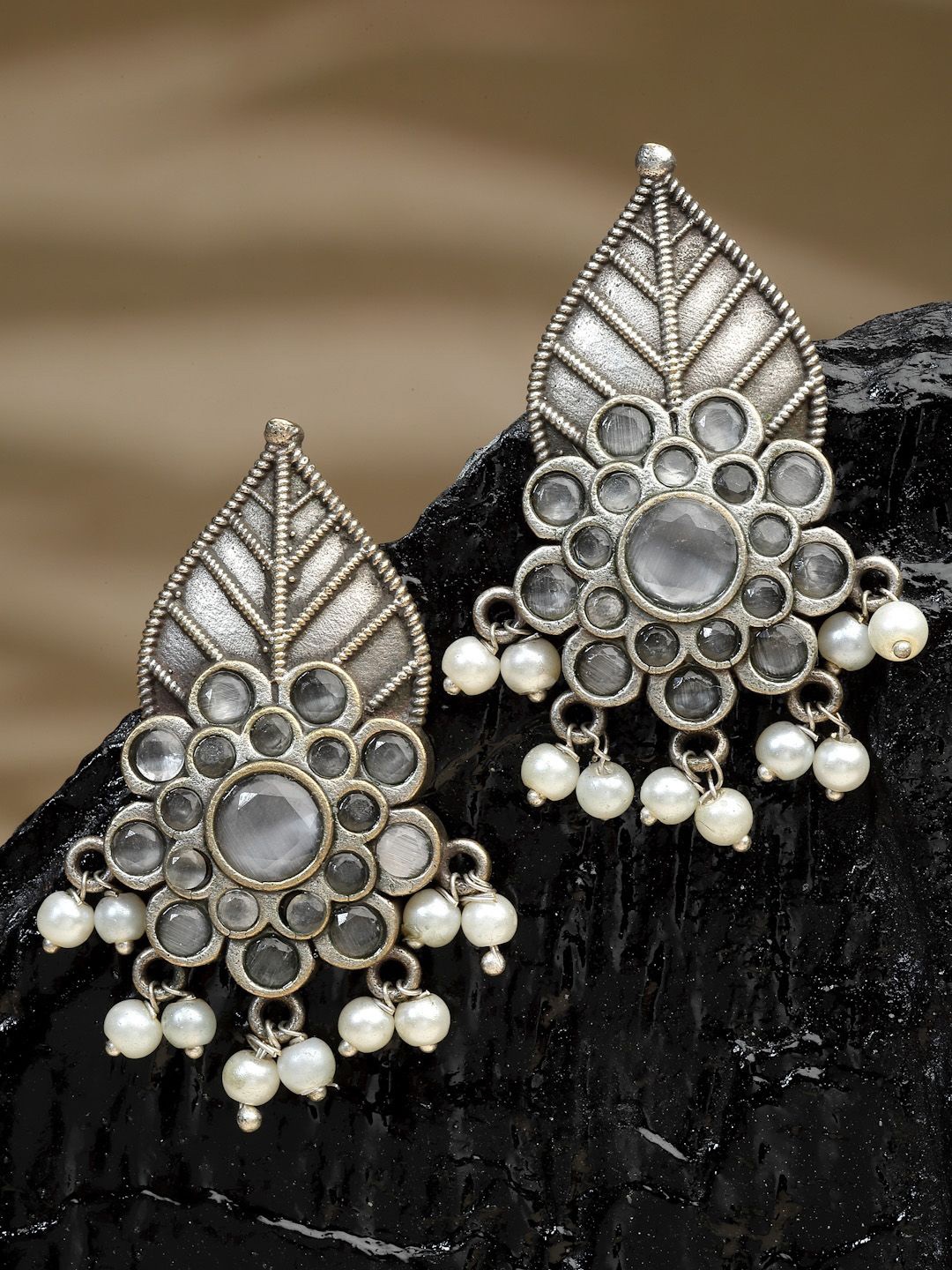 Sanjog Silver-Plated German Silver Contemporary Artificial Stones and Beads Drop Earrings, Grey
Sanjog Silver-Plated German Silver Contemporary Artificial Stones and Beads Drop Earrings, Grey