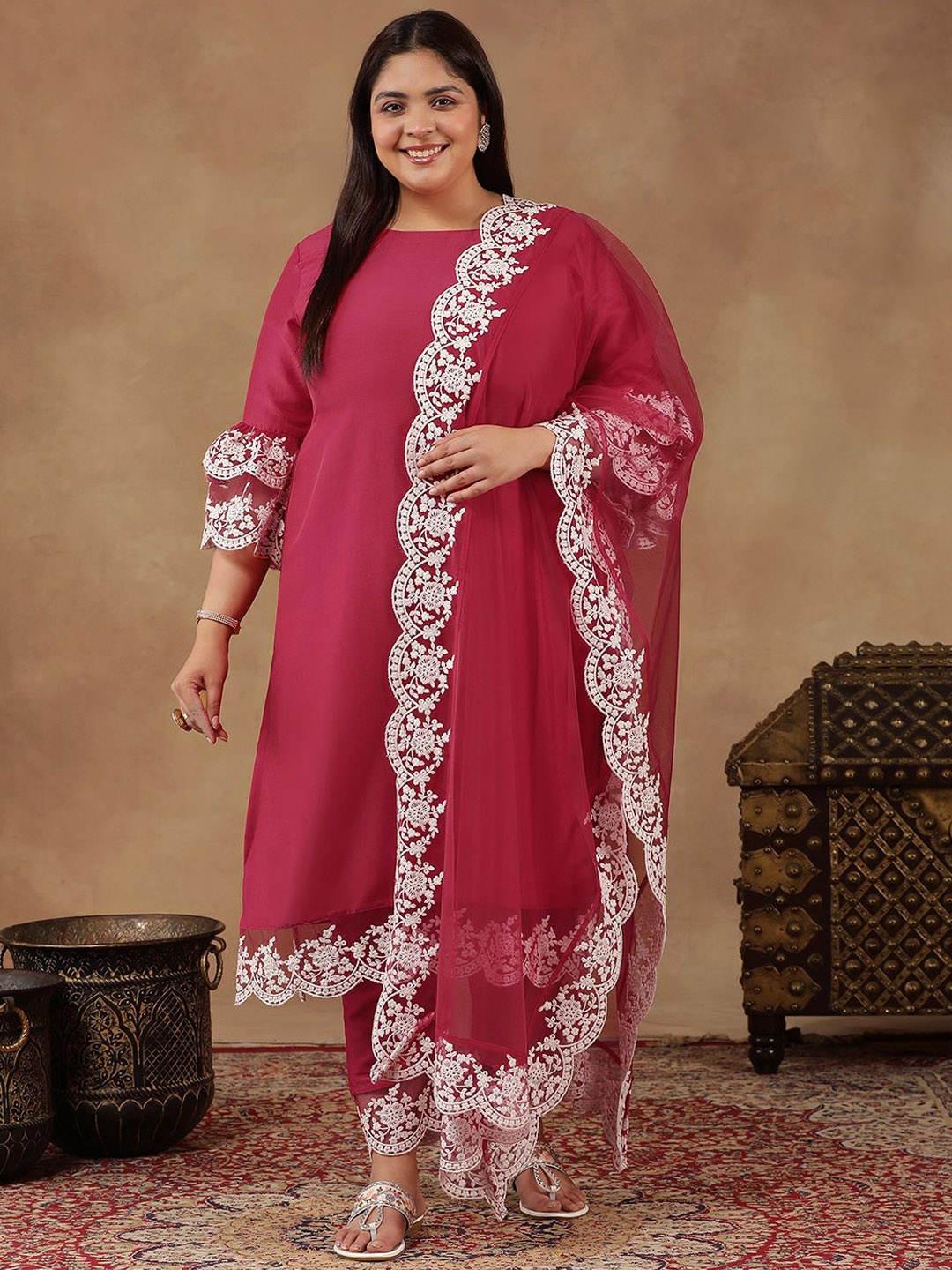 INDDUS PLUS Size Floral Embroidered Thread Work Kurta With Trousers & Dupatta, Magenta
INDDUS PLUS Size Floral Embroidered Thread Work Kurta With Trousers & Dupatta, Magenta