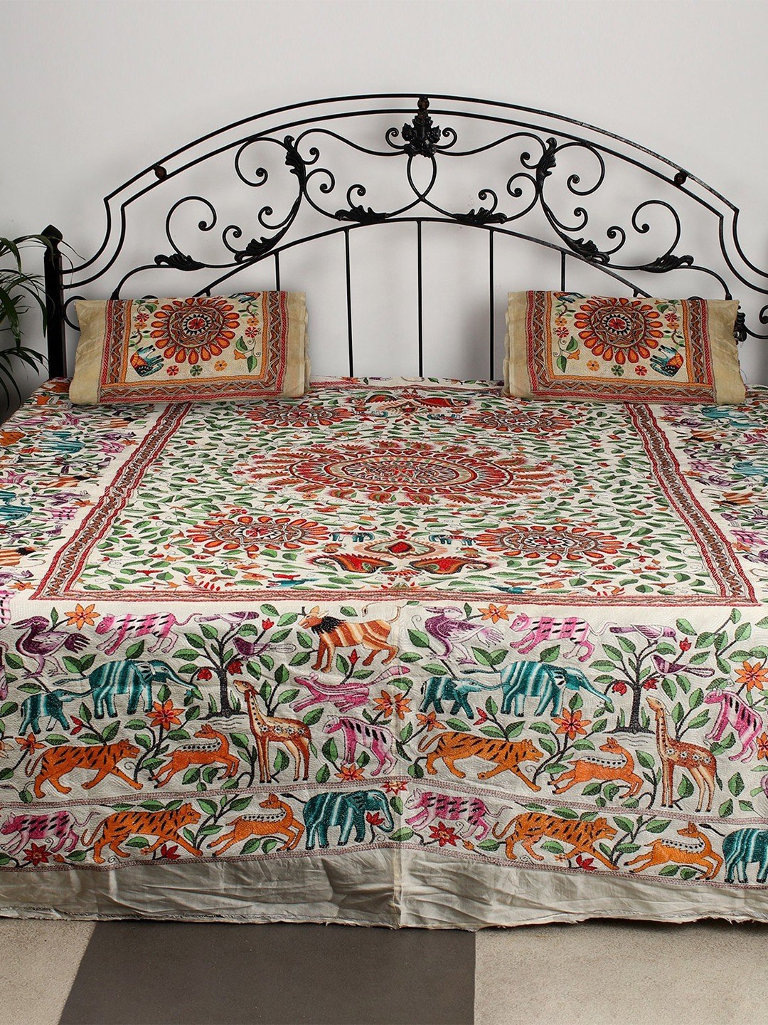 Exotic India White & Orange Ethnic 300 TC Cotton Queen Bedsheet with 2 Pillow Covers
Exotic India White & Orange Ethnic 300 TC Cotton Queen Bedsheet with 2 Pillow Covers