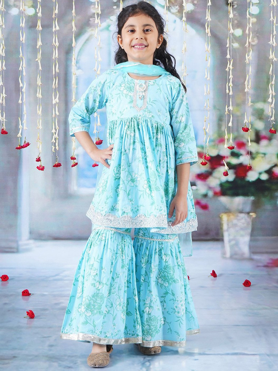 Little Bansi Girls Floral Printed Pure Cotton A-Line Kurta With Sharara & Dupatta, Blue
Little Bansi Girls Floral Printed Pure Cotton A-Line Kurta With Sharara & Dupatta, Blue