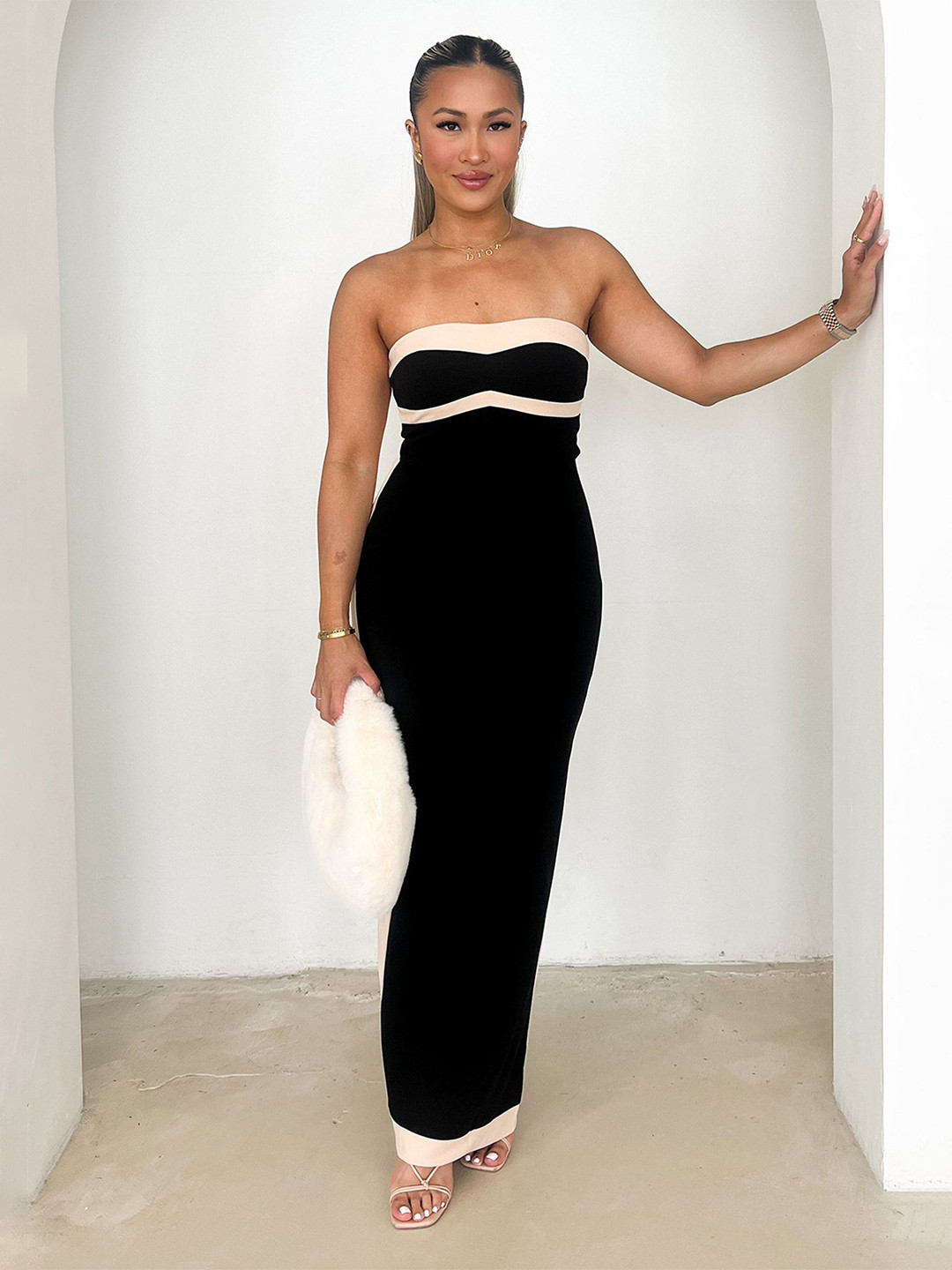 LULU & SKY Strapless Maxi Dress, Black
LULU & SKY Strapless Maxi Dress, Black