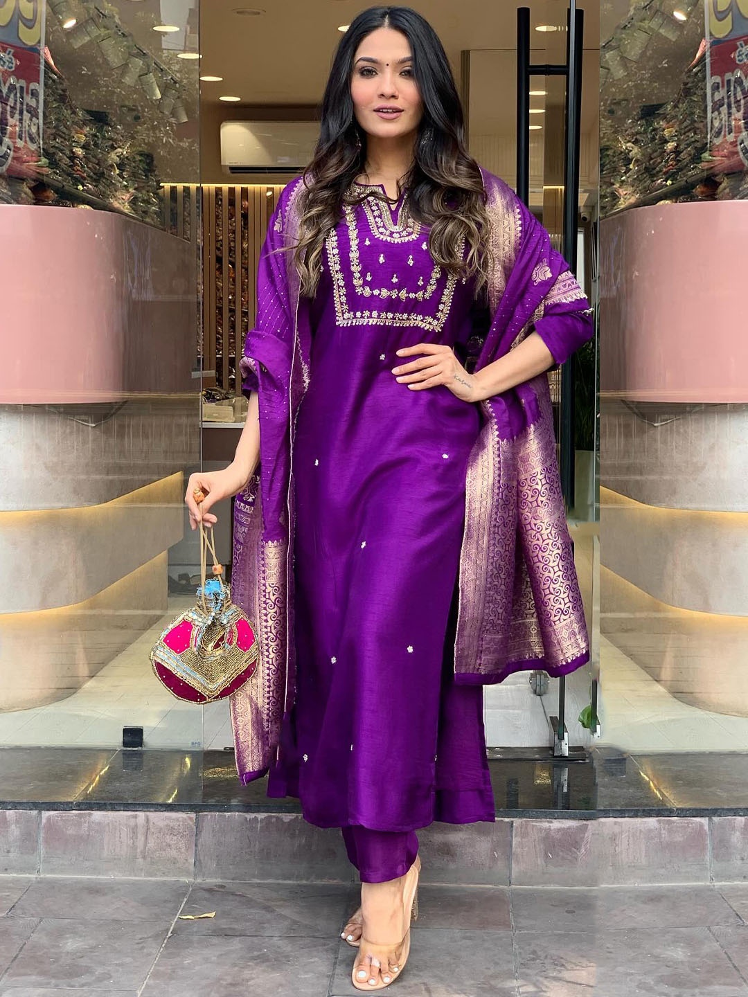 KALINI Floral Embroidered Notch Neck Beads Straight Kurta With Trousers & Dupatta, Purple
KALINI Floral Embroidered Notch Neck Beads Straight Kurta With Trousers & Dupatta, Purple