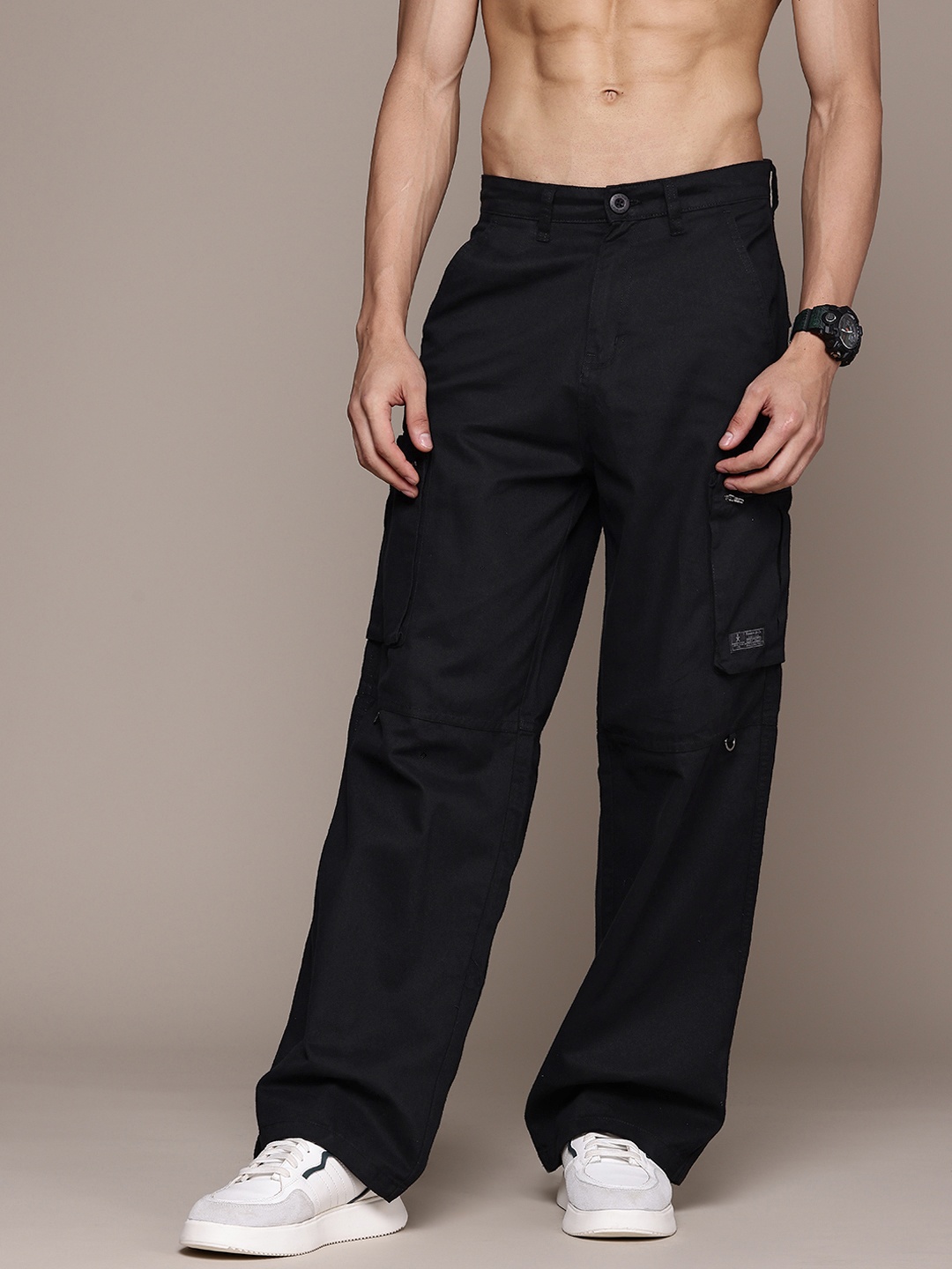 The Roadster Lifestyle Co. Men Loose Fit Cargo-Style Pure Cotton Trousers, Black
The Roadster Lifestyle Co. Men Loose Fit Cargo-Style Pure Cotton Trousers, Black