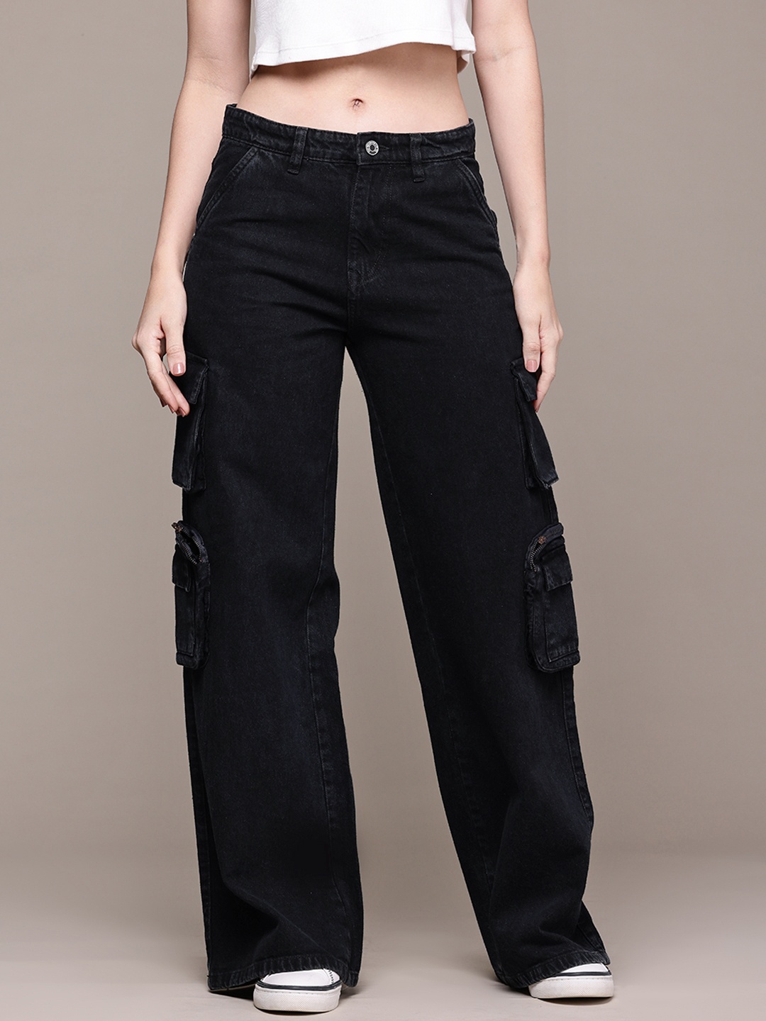 The Roadster Lifestyle Co. Women Wide Leg High-Rise Pure Cotton Cargo-Style Jeans, Black
The Roadster Lifestyle Co. Women Wide Leg High-Rise Pure Cotton Cargo-Style Jeans, Black