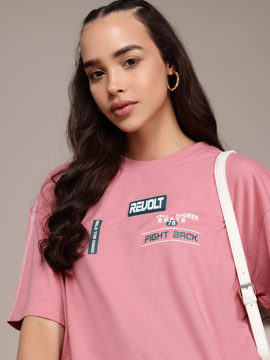 The Roadster Lifestyle Co.Typography Printed Drop-Shoulder Sleeves Pure Cotton T-shirt, Pink
The Roadster Lifestyle Co.Typography Printed Drop-Shoulder Sleeves Pure Cotton T-shirt, Pink