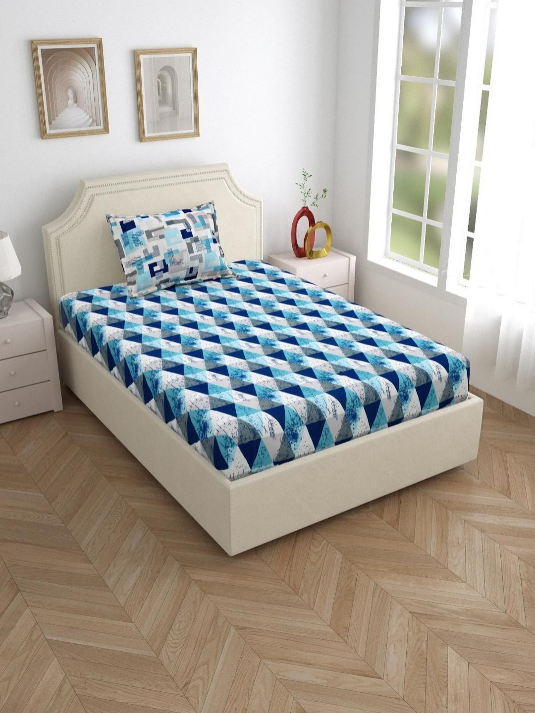 Salona Bichona Blue Geometric Pure Cotton 120 TC Single Bedsheet with 1 Pillow Covers
Salona Bichona Blue Geometric Pure Cotton 120 TC Single Bedsheet with 1 Pillow Covers