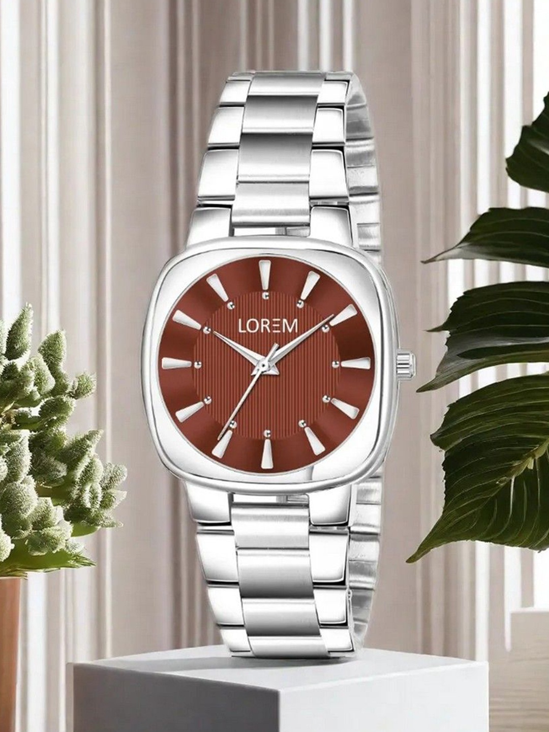 LOREM Women Dial & Stainless Steel Bracelet Style Straps Analogue Watch LR303-B, Brown
LOREM Women Dial & Stainless Steel Bracelet Style Straps Analogue Watch LR303-B, Brown