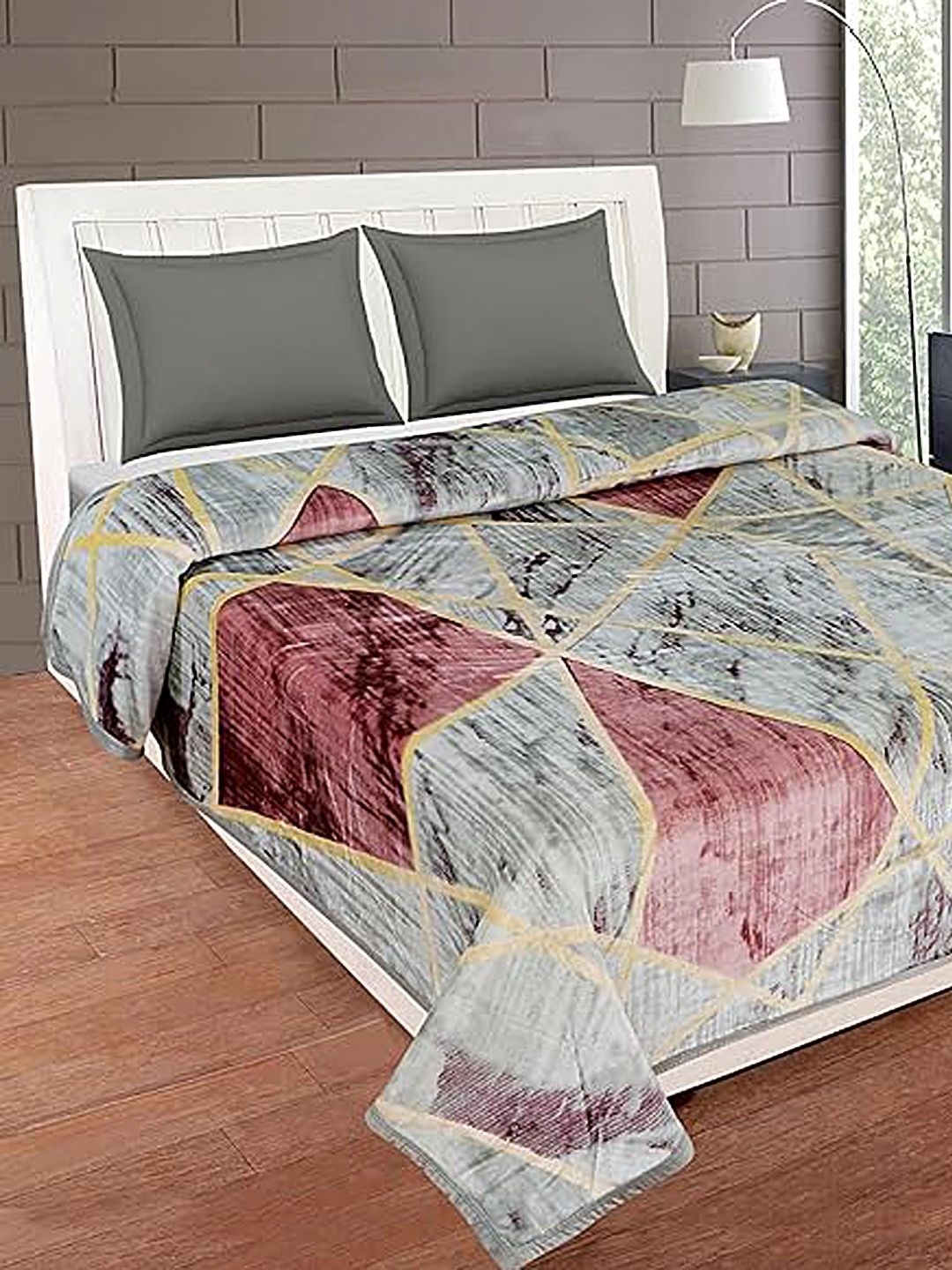 WINSTON HOME Pink & Grey Printed Heavy Winter 350 GSM Double King Bed Blanket
WINSTON HOME Pink & Grey Printed Heavy Winter 350 GSM Double King Bed Blanket