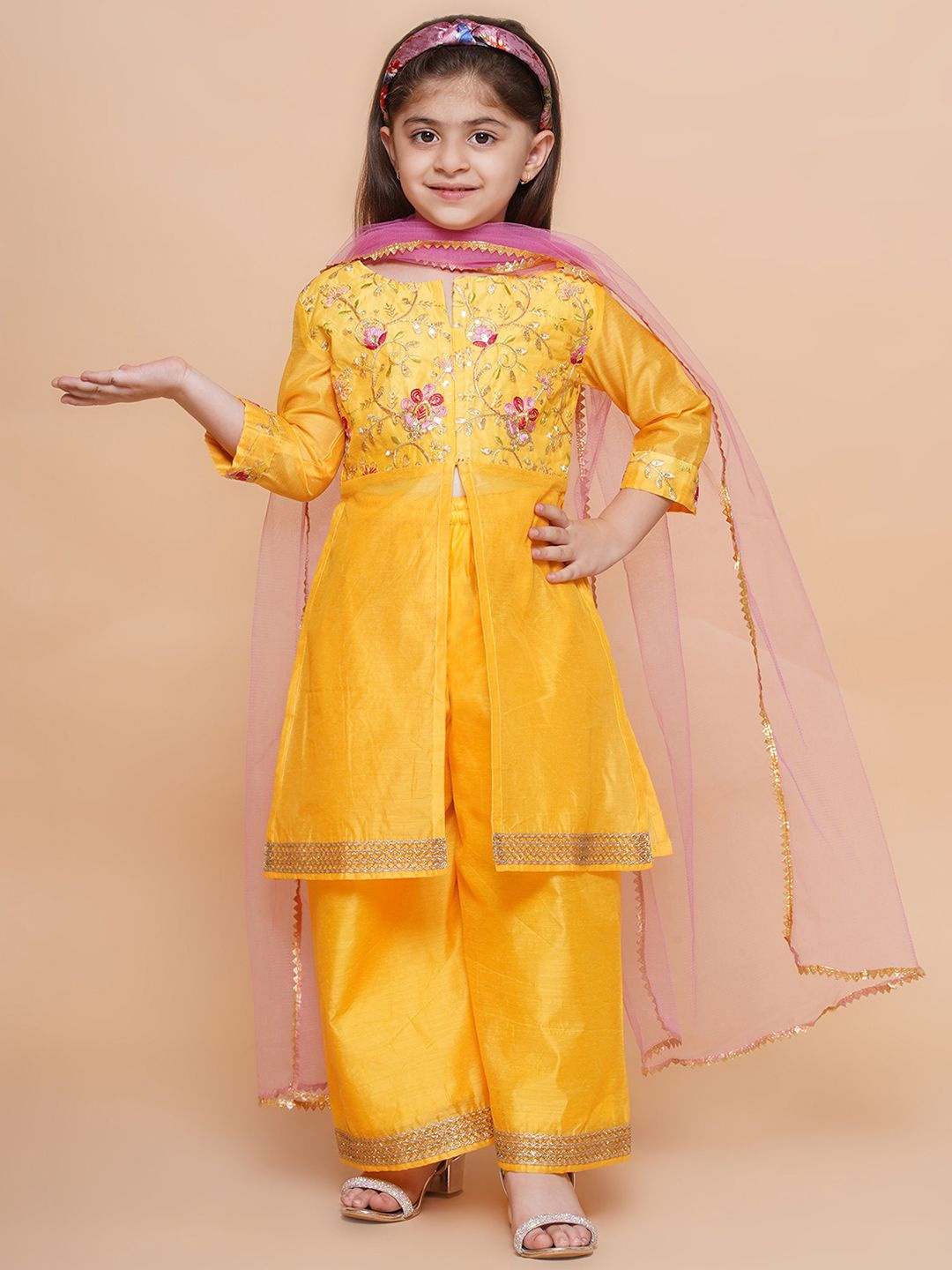 Modish Couture Girls Floral Embroidered Kurta with Trousers & With Dupatta, Mustard
Modish Couture Girls Floral Embroidered Kurta with Trousers & With Dupatta, Mustard