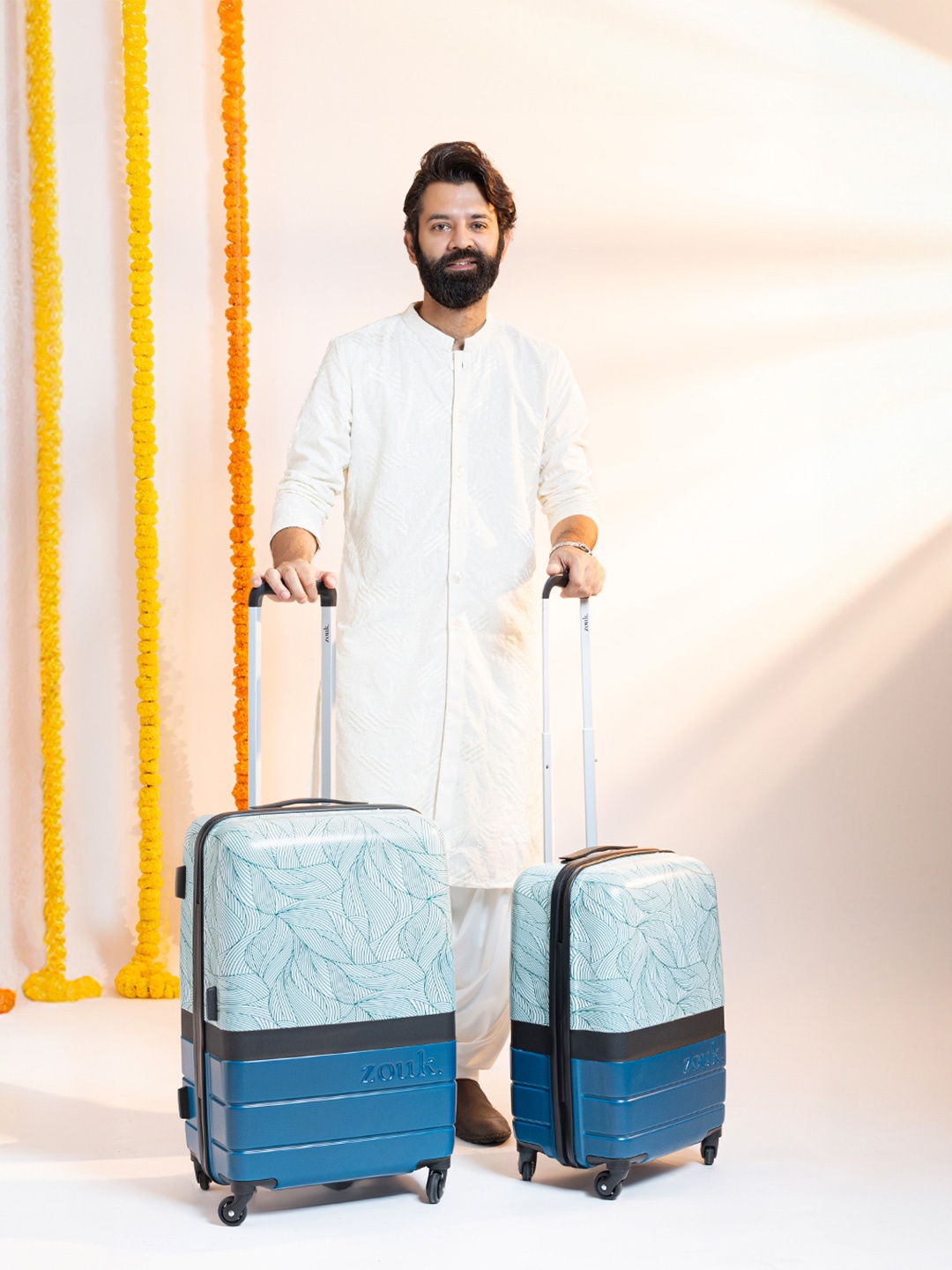 ZOUK Unisex Set of 2 Calangute Tides Raahi Printed Medium & Large Trolley Bags, Teal
ZOUK Unisex Set of 2 Calangute Tides Raahi Printed Medium & Large Trolley Bags, Teal