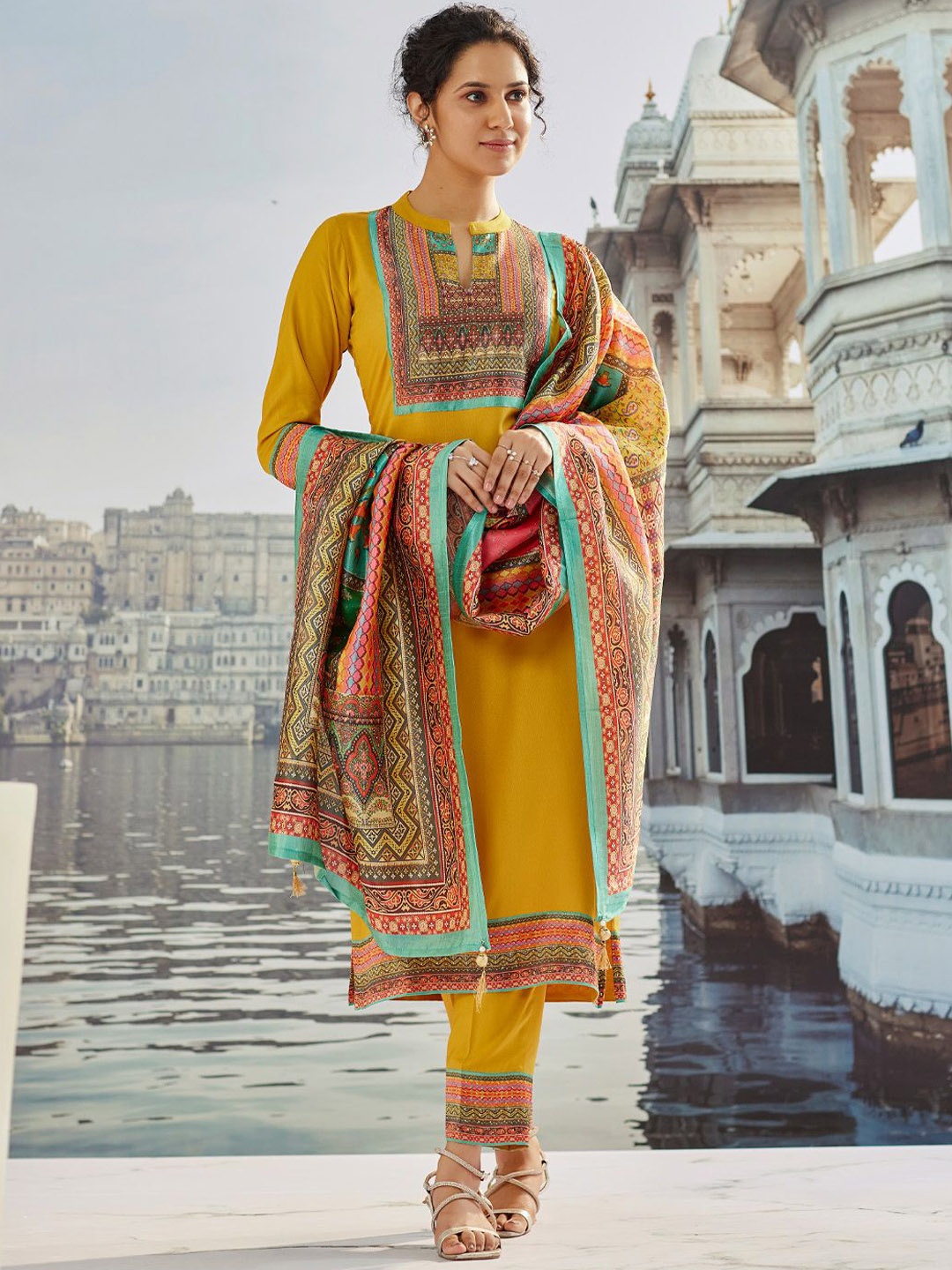 WOMEN PLUS Ethnic Motifs Printed Regular Beads and Stones Kurta With Trousers & Dupatta, Mustard
WOMEN PLUS Ethnic Motifs Printed Regular Beads and Stones Kurta With Trousers & Dupatta, Mustard
