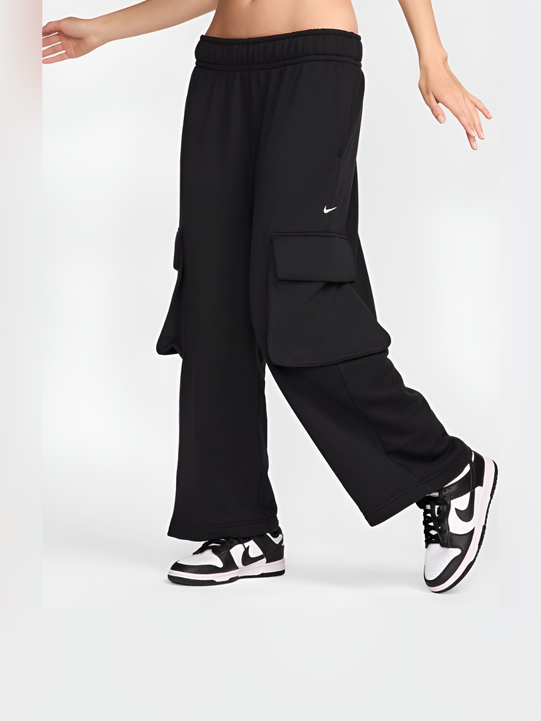 Nike Sportswear Dance Women's Low-Rise Oversized Open-Hem French Terry Trousers, Black
Nike Sportswear Dance Women's Low-Rise Oversized Open-Hem French Terry Trousers, Black