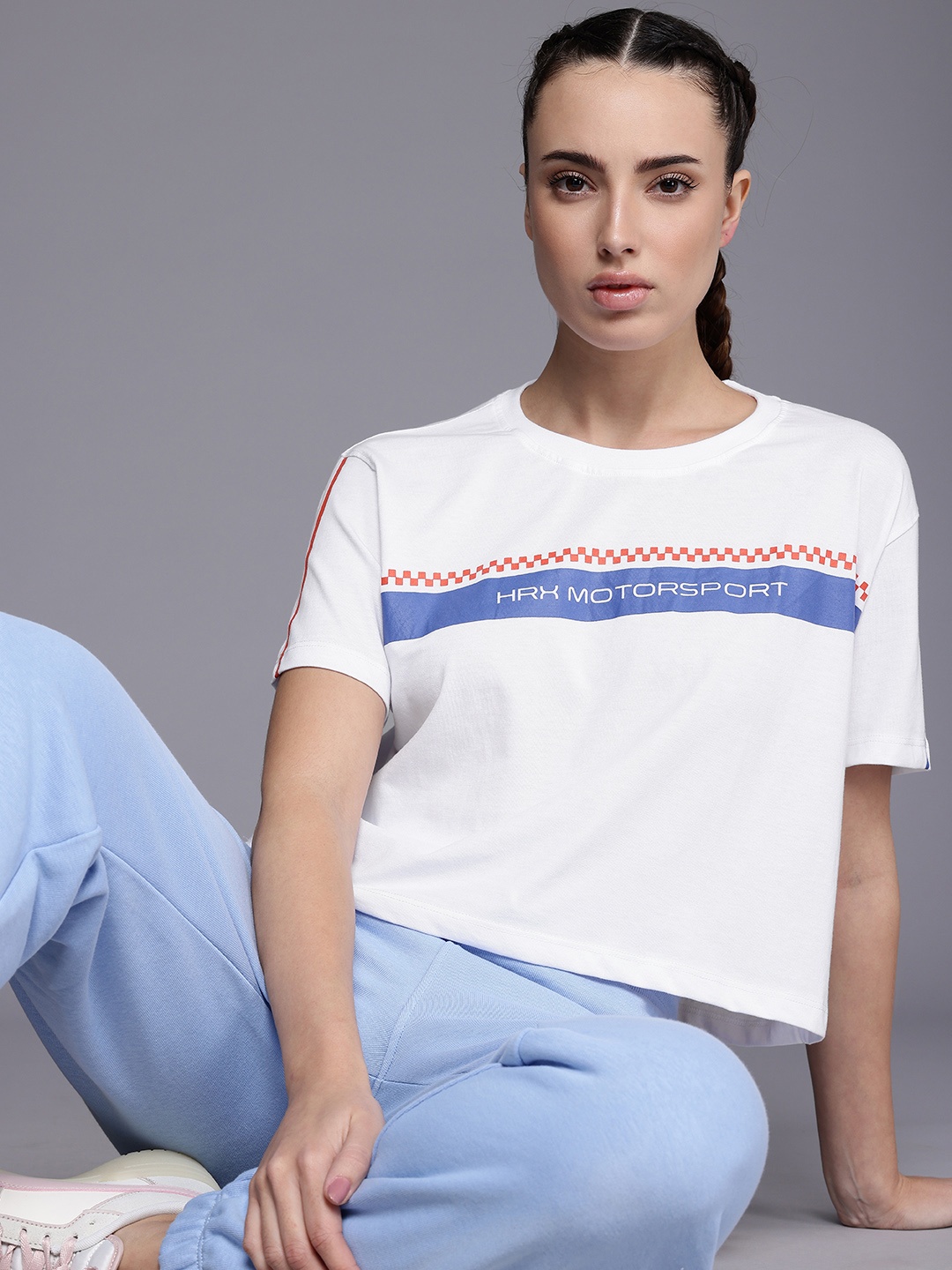 HRX by Hrithik Roshan HRXGT Brand Logo Printed Drop-Shoulder Lifestyle Relaxed Fit T-shirt, White
HRX by Hrithik Roshan HRXGT Brand Logo Printed Drop-Shoulder Lifestyle Relaxed Fit T-shirt, White