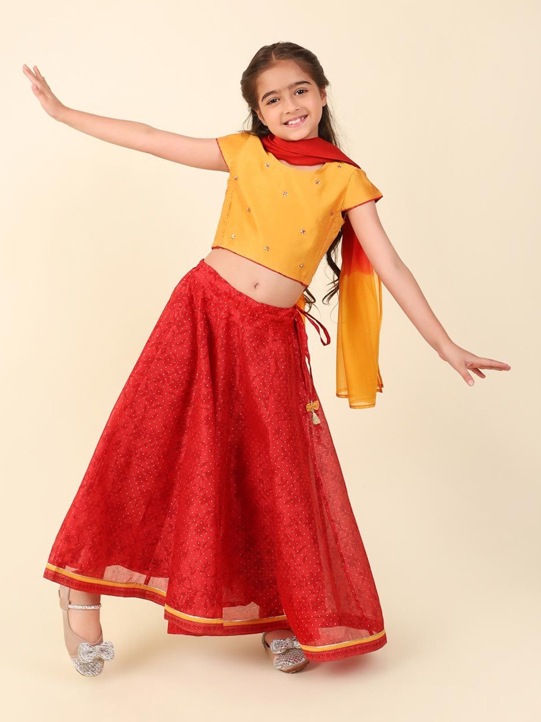 Fabindia Girls Printed Sequinned Cotton Ready to Wear Lehenga & Blouse With Dupatta, Red
Fabindia Girls Printed Sequinned Cotton Ready to Wear Lehenga & Blouse With Dupatta, Red
