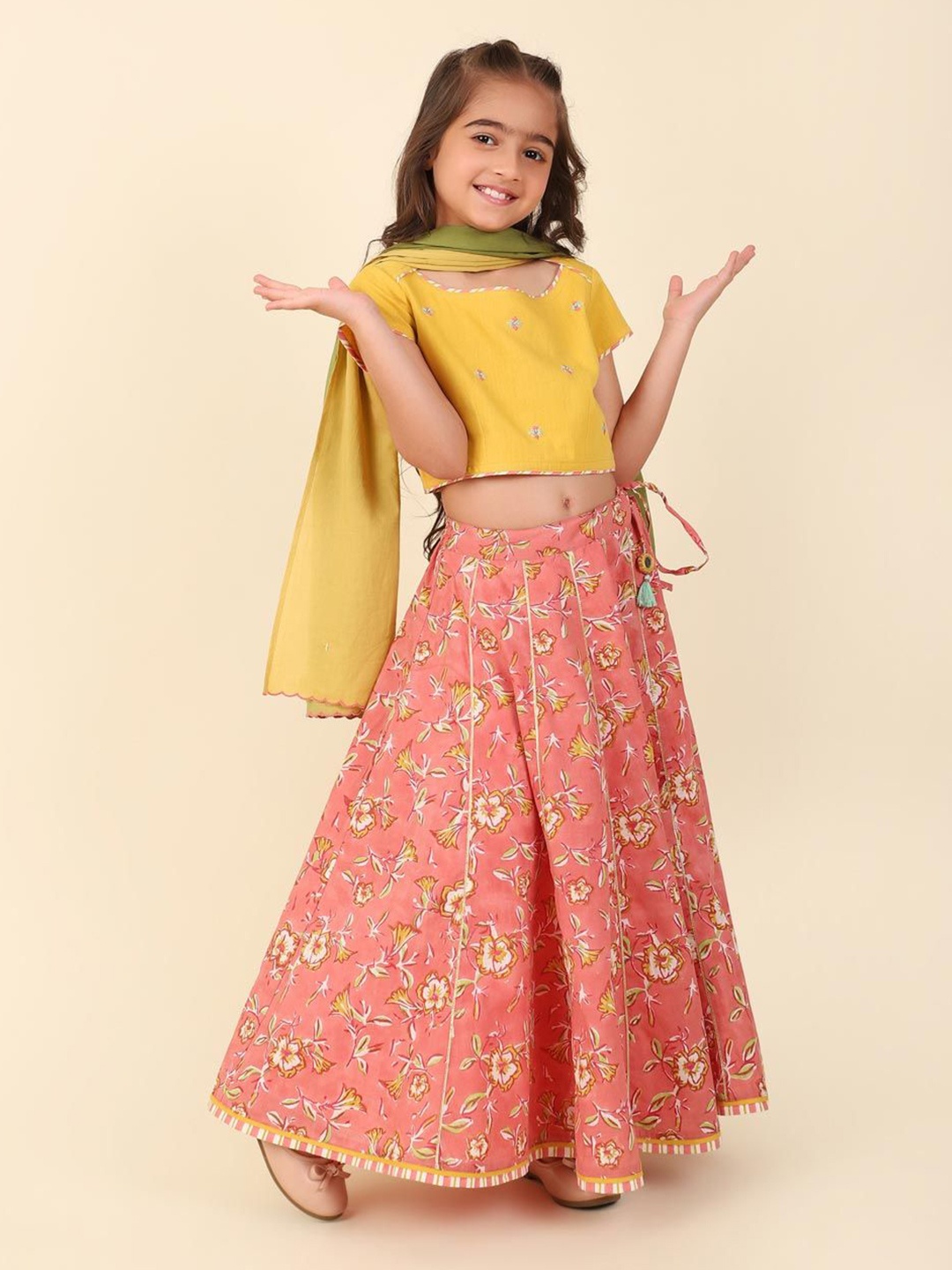 Fabindia Girls Embroidered Sequinned Cotton Ready to Wear Lehenga & Blouse With Dupatta, Pink
Fabindia Girls Embroidered Sequinned Cotton Ready to Wear Lehenga & Blouse With Dupatta, Pink