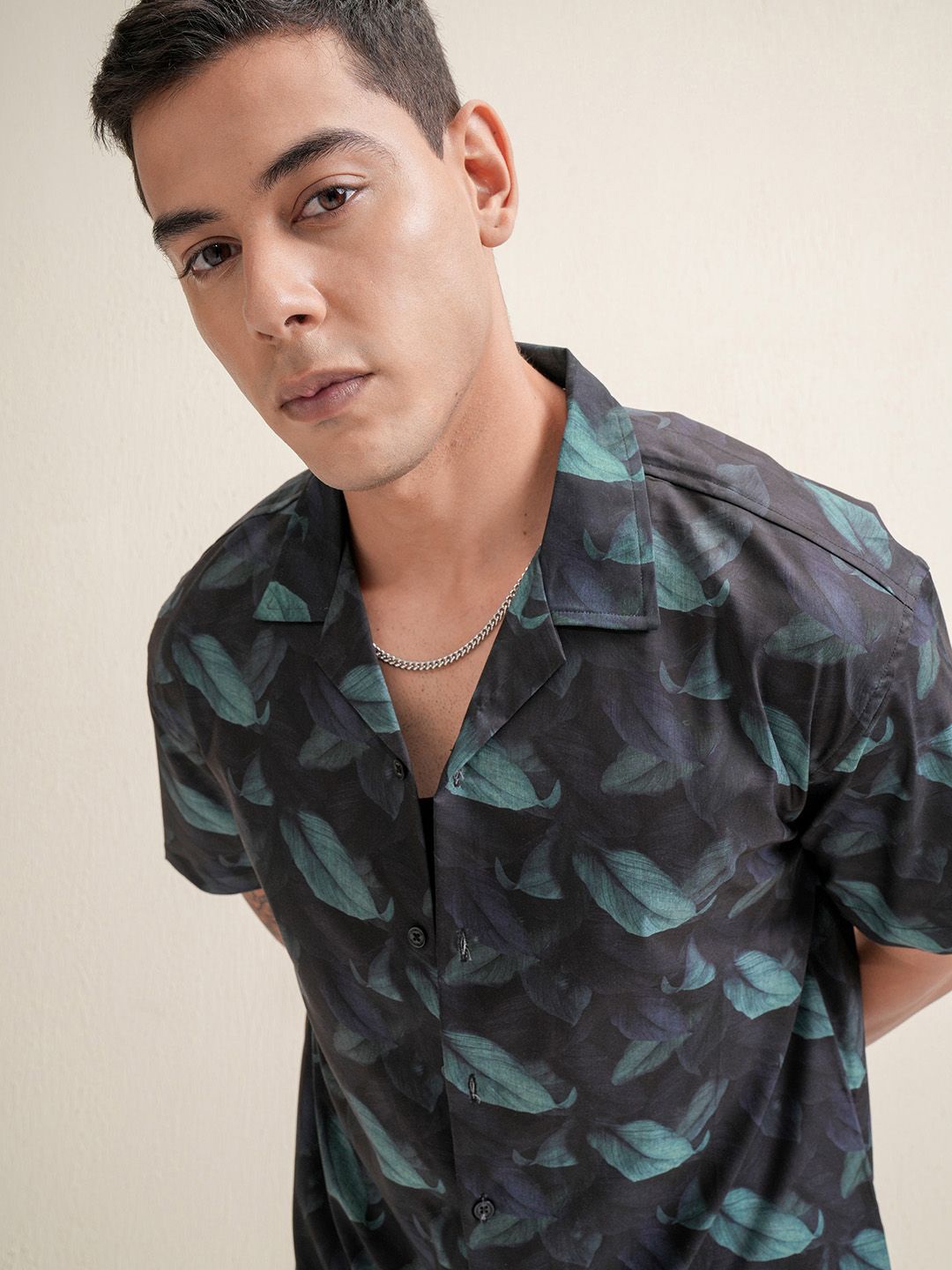 LOCOMOTIVE Premium Men Cuban Collar Relaxed Fit Tropical Printed Casual Shirt, Black
LOCOMOTIVE Premium Men Cuban Collar Relaxed Fit Tropical Printed Casual Shirt, Black