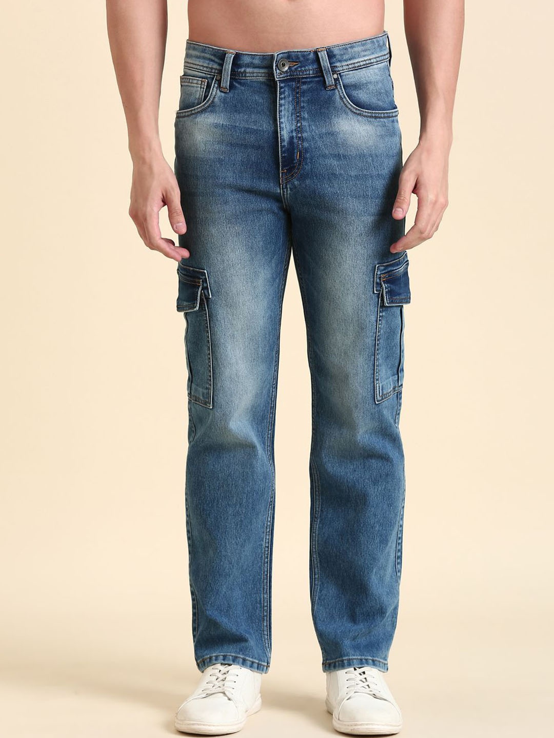 The Roadster Lifestyle Co. Men Mid-Rise Heavy Fade Straight Fit Cargo Stretchable Jeans, Blue
The Roadster Lifestyle Co. Men Mid-Rise Heavy Fade Straight Fit Cargo Stretchable Jeans, Blue