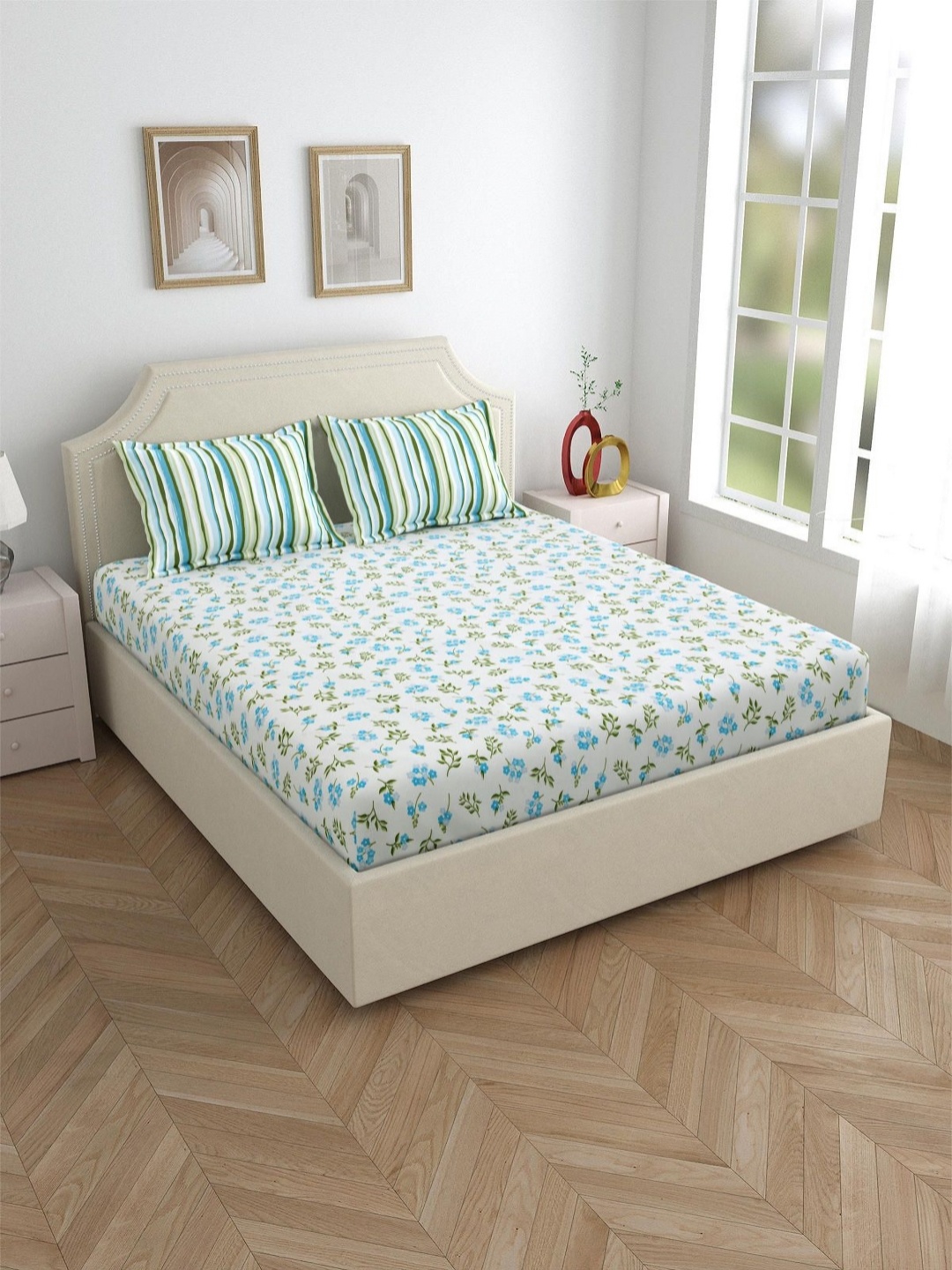 Salona Bichona Green Printed 120 TC Pure Cotton Super King Bedsheet With 2 Pillow Covers
Salona Bichona Green Printed 120 TC Pure Cotton Super King Bedsheet With 2 Pillow Covers