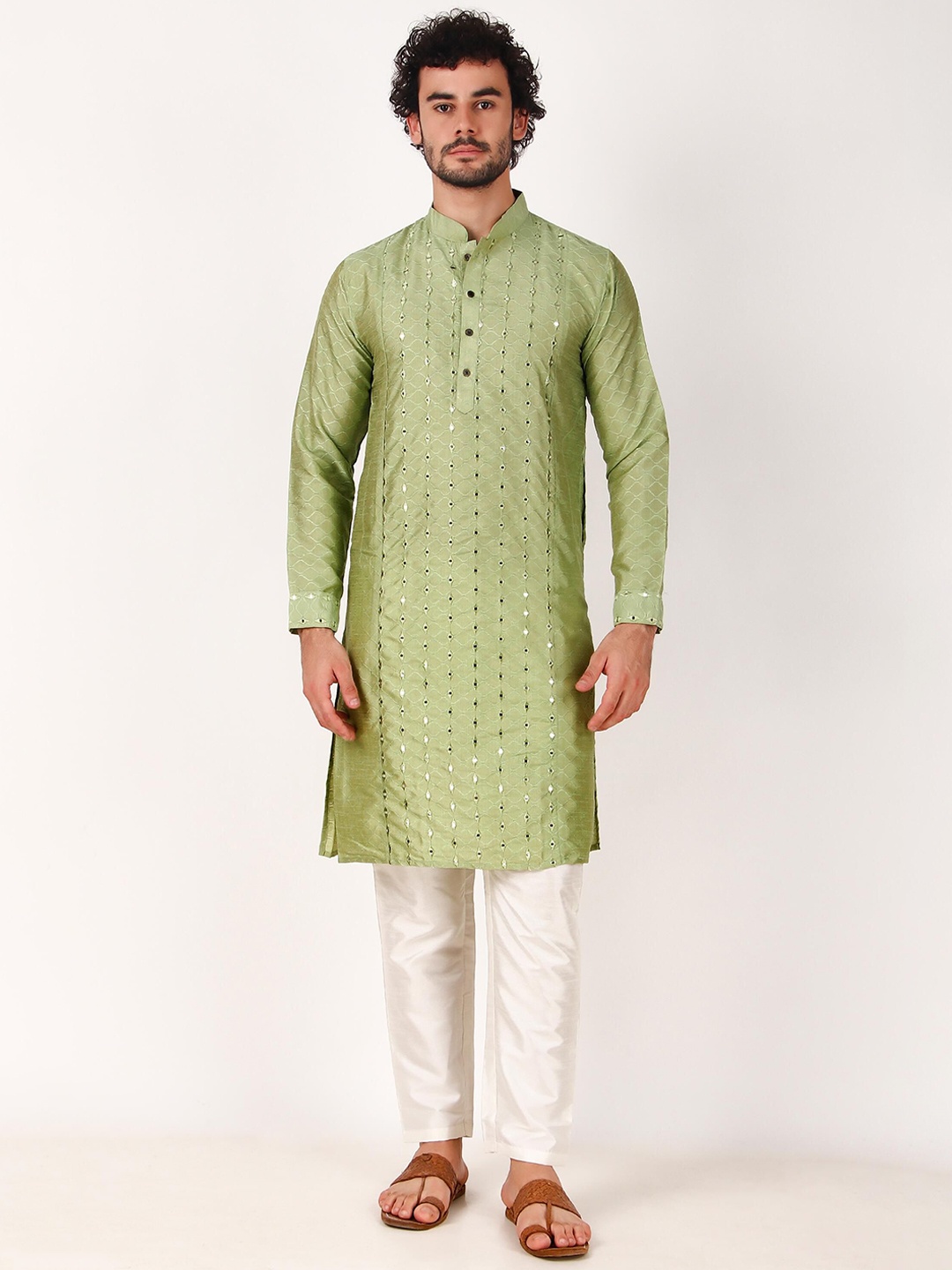 Cult Indie Geometric Embroidered Mirror Work Mandarin Collar Straight Kurta, Sea green
Cult Indie Geometric Embroidered Mirror Work Mandarin Collar Straight Kurta, Sea green