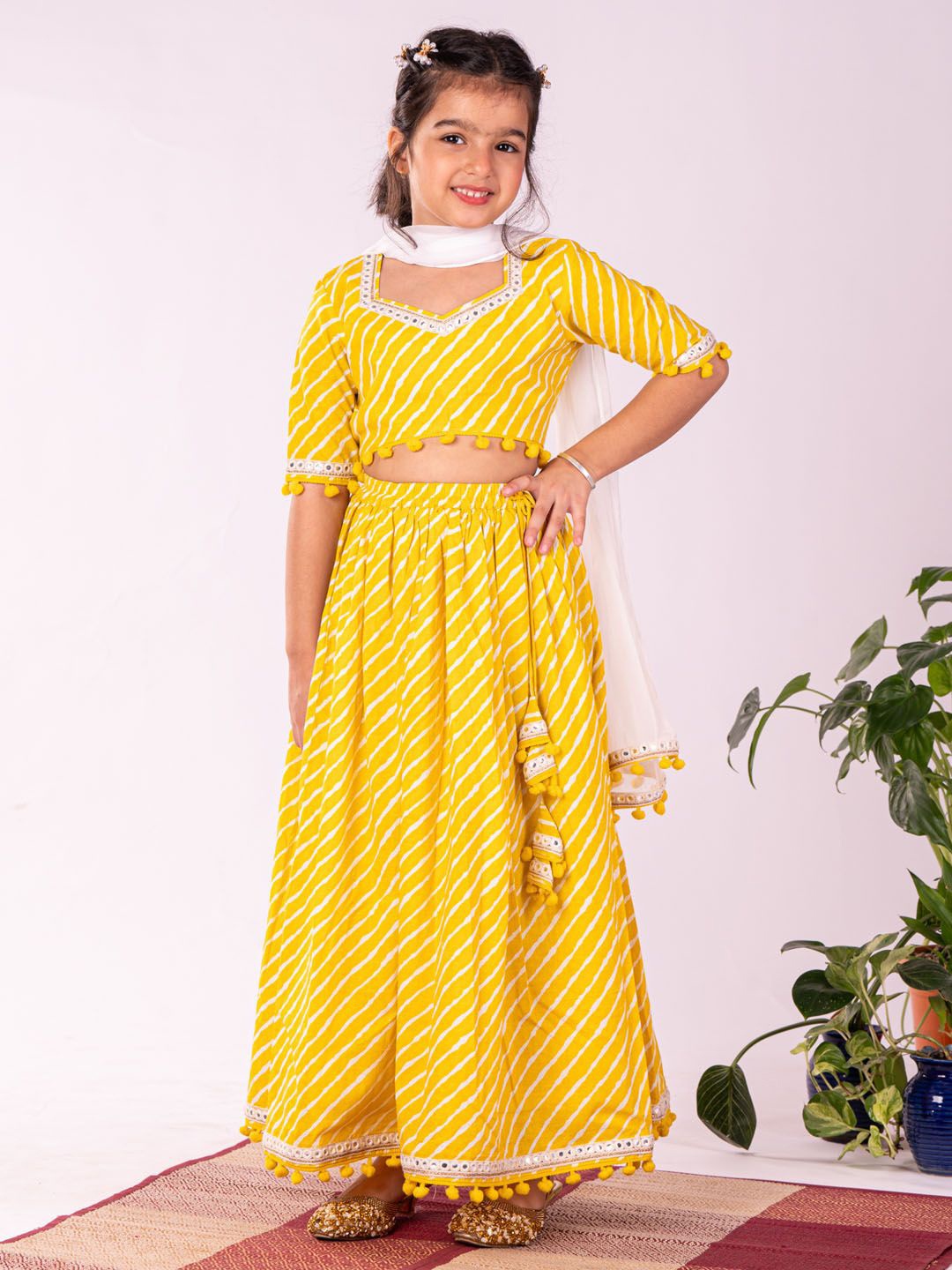 VASTRAMAY Girls Printed Mirror Work Ready to Wear Lehenga & Blouse With Dupatta, Yellow
VASTRAMAY Girls Printed Mirror Work Ready to Wear Lehenga & Blouse With Dupatta, Yellow