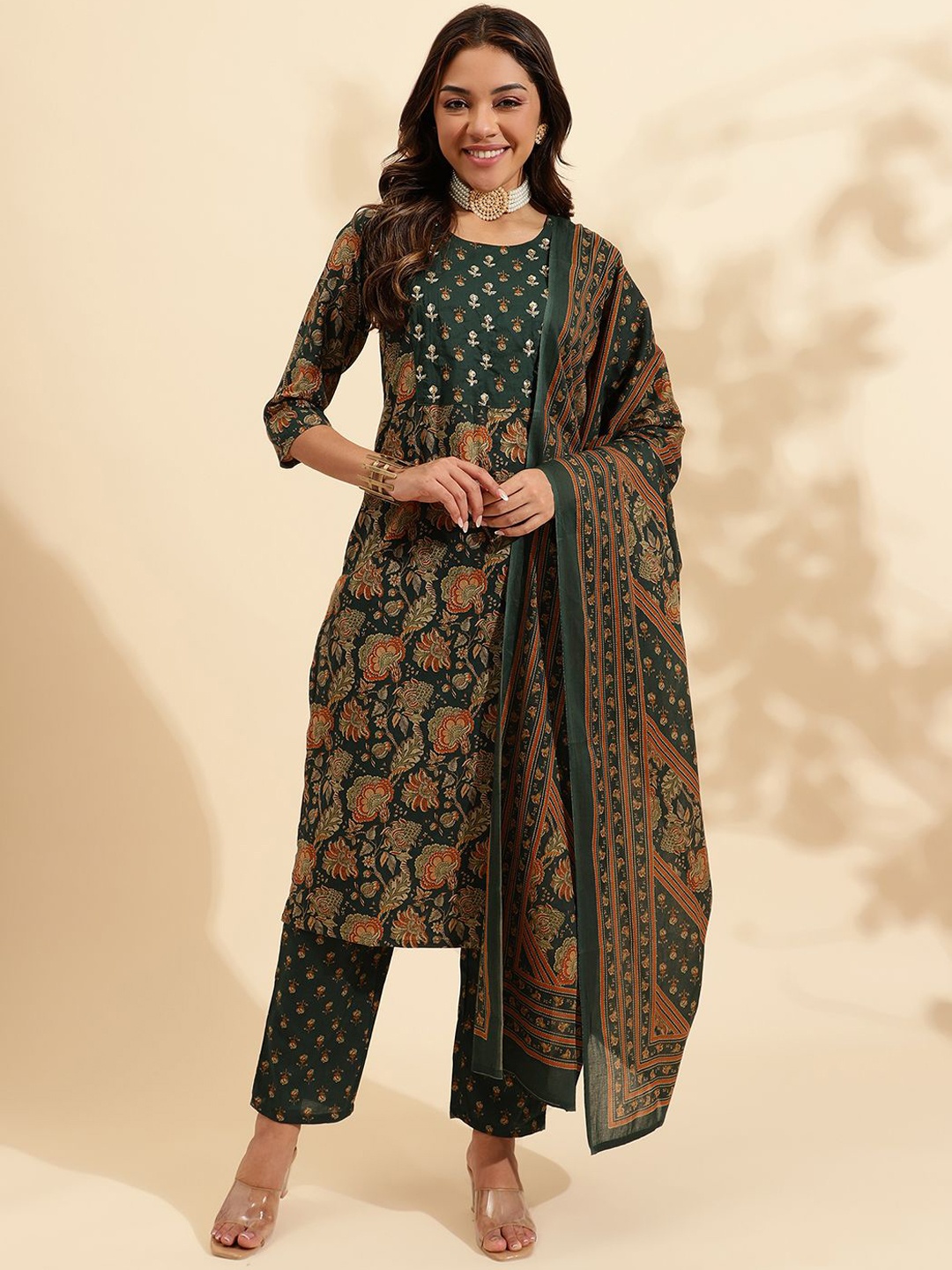 KALINI Floral Printed Regular Pure Cotton Kurta with Trousers & With Dupatta, Green
KALINI Floral Printed Regular Pure Cotton Kurta with Trousers & With Dupatta, Green