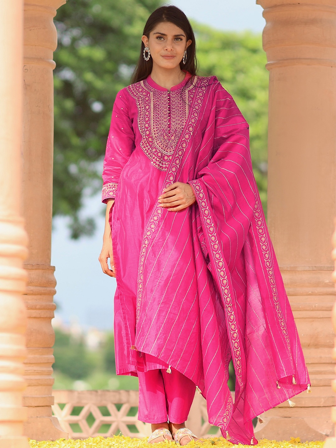 Libas Art Ethnic Motifs Yoke Design Regular Chanderi Silk Kurta with Trousers & Dupatta, Pink
Libas Art Ethnic Motifs Yoke Design Regular Chanderi Silk Kurta with Trousers & Dupatta, Pink