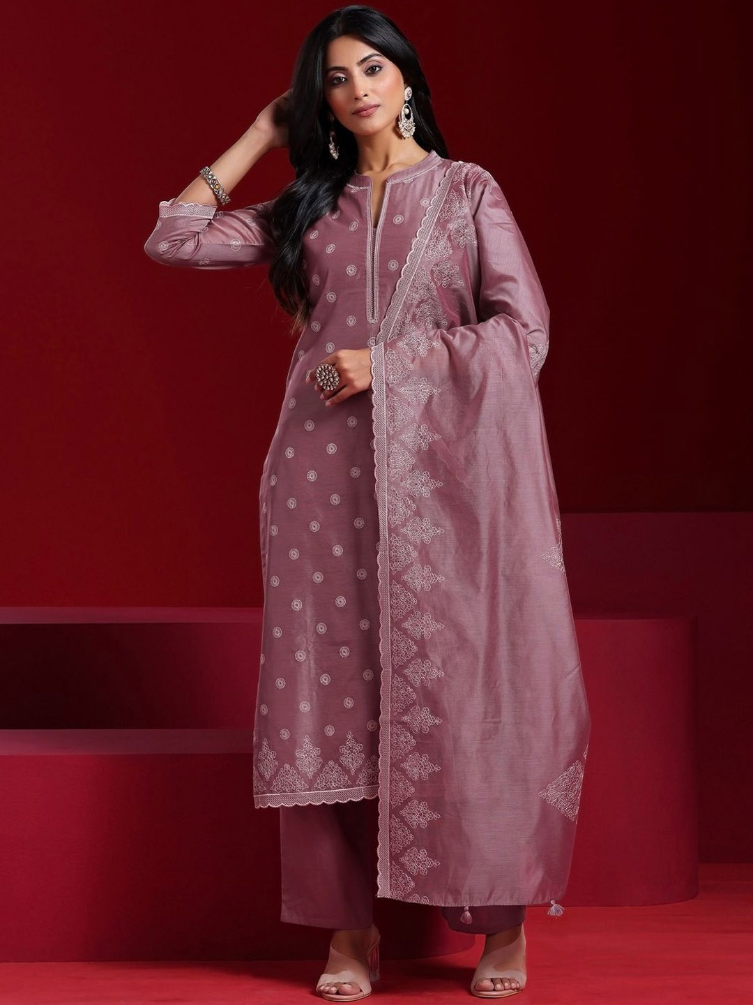 Libas Art Ethnic Motifs Embroidered Chanderi Silk Straight Kurta With Trousers & Duppatta, Mauve
Libas Art Ethnic Motifs Embroidered Chanderi Silk Straight Kurta With Trousers & Duppatta, Mauve