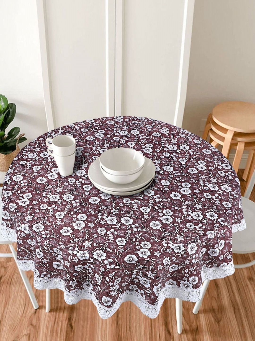 Dakshya Industries White & Maroon Floral Printed Embellished Waterproof Round Table Cover
Dakshya Industries White & Maroon Floral Printed Embellished Waterproof Round Table Cover