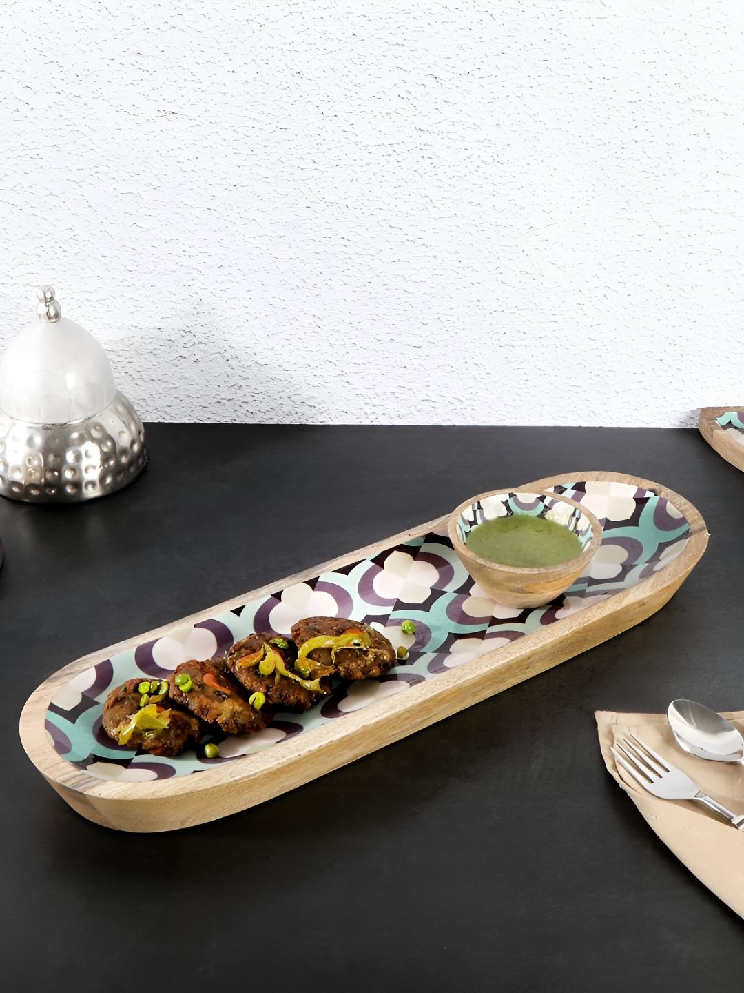 THE HOME CO. Blue & Voilet 2 Pieces Printed Wooden Food Platter Tray With Bowl
THE HOME CO. Blue & Voilet 2 Pieces Printed Wooden Food Platter Tray With Bowl