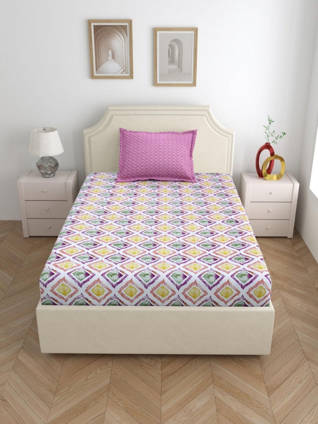 Salona Bichona Purple & White Geometric Cotton 144 TC Single Bedsheet with 1 Pillow Covers
Salona Bichona Purple & White Geometric Cotton 144 TC Single Bedsheet with 1 Pillow Covers