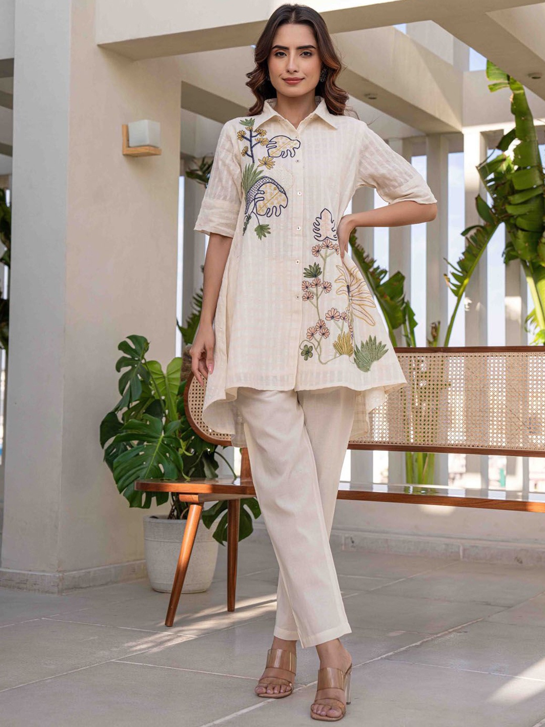 Meena Bazaar Women Floral Embroidered Regular Thread Work Kurti with Trousers, Cream
Meena Bazaar Women Floral Embroidered Regular Thread Work Kurti with Trousers, Cream